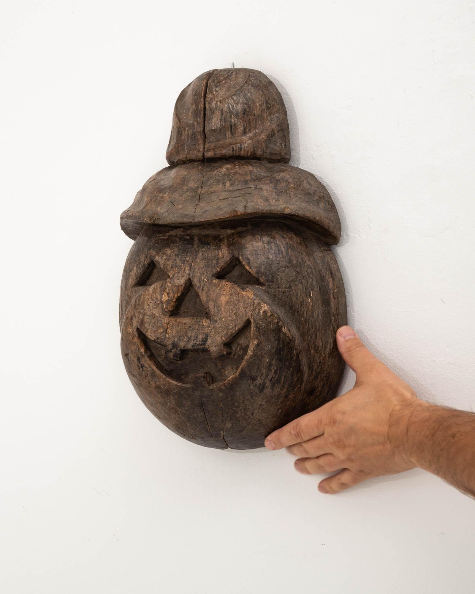 20th Century French Wooden Carved Pumpkin Wall Decoration In Good Condition For Sale In High Point, NC