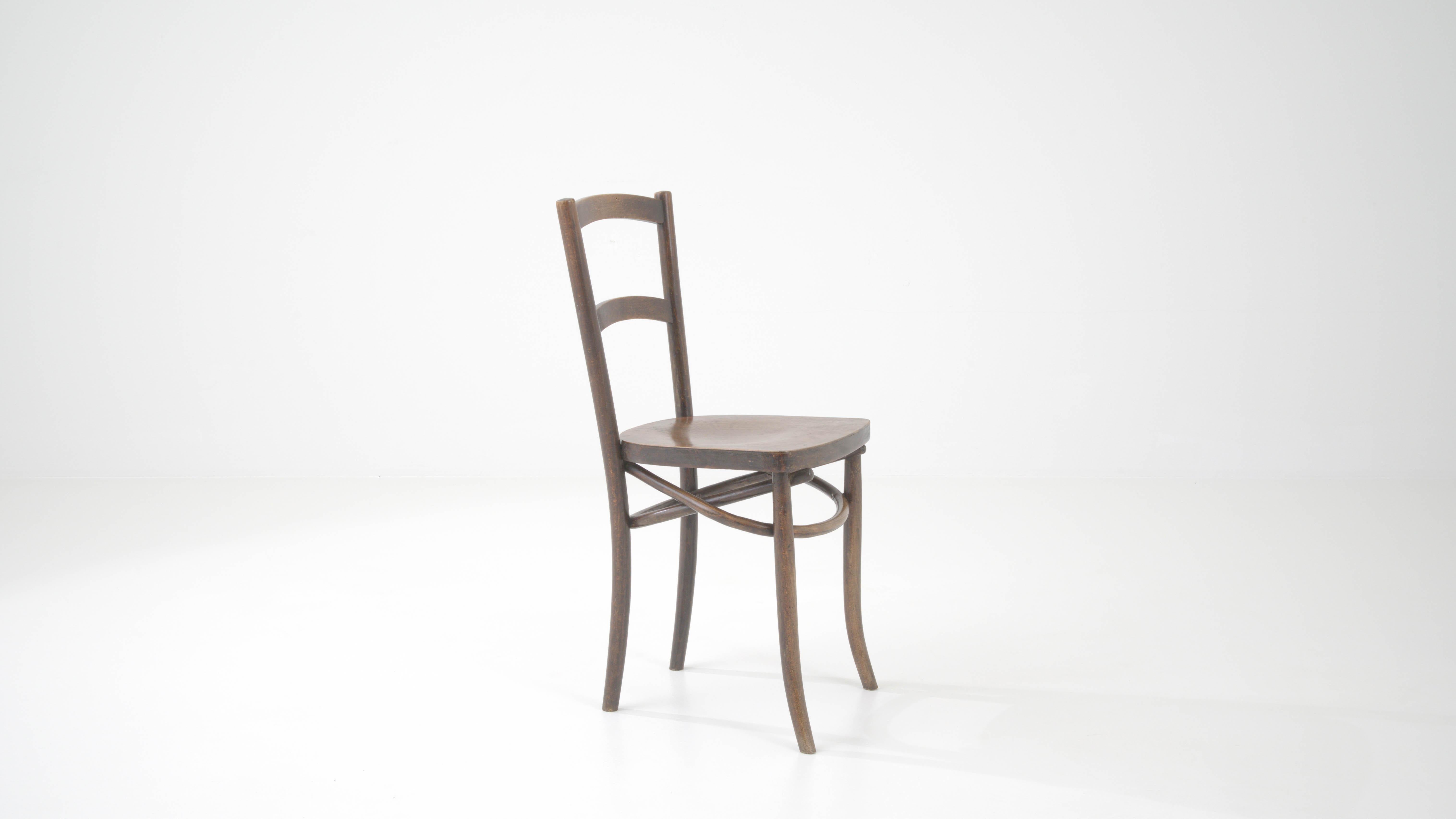 Chaise en bois française du 20e siècle en vente 7