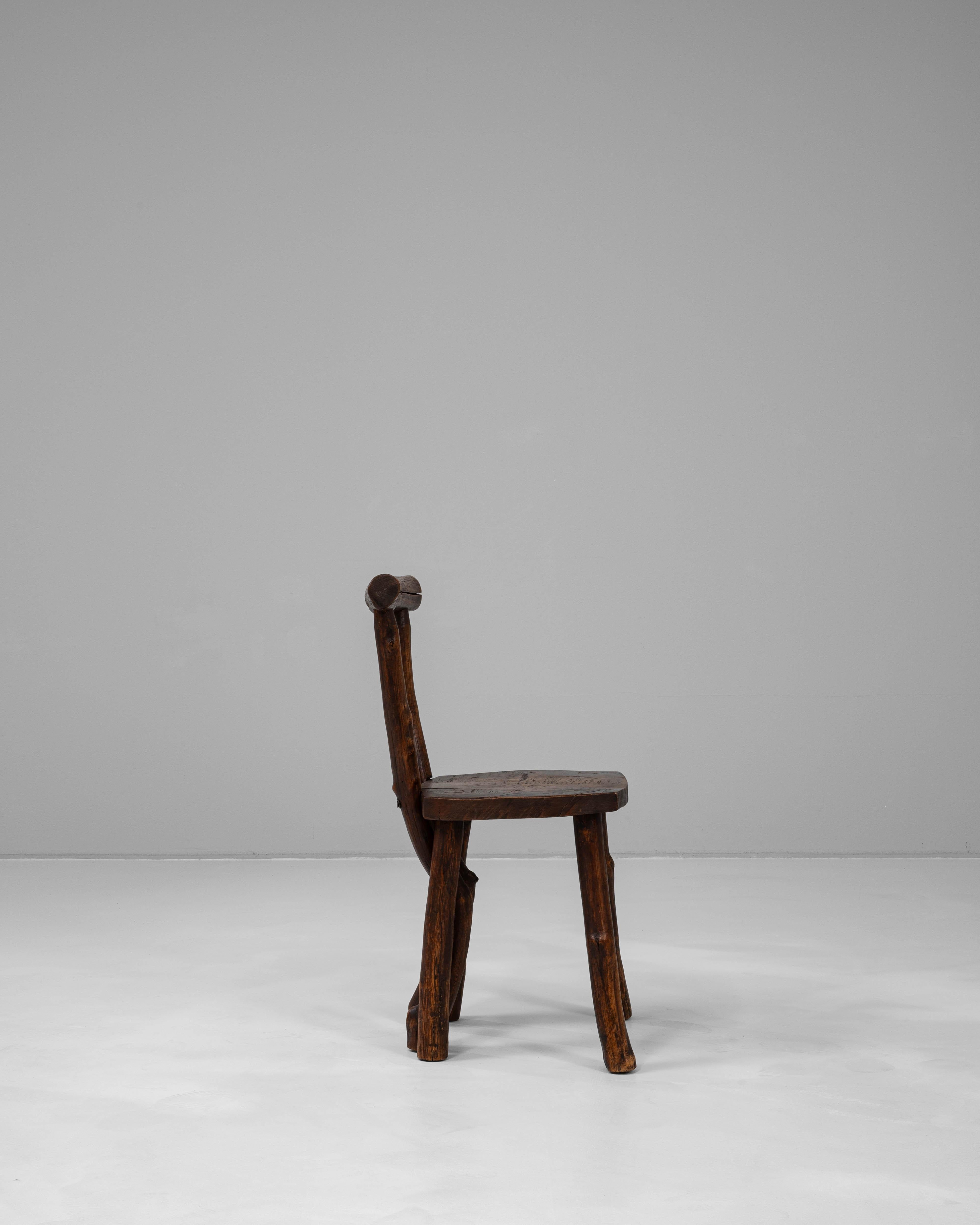 20th Century French Wooden Chair In condizioni buone in vendita a High Point, NC