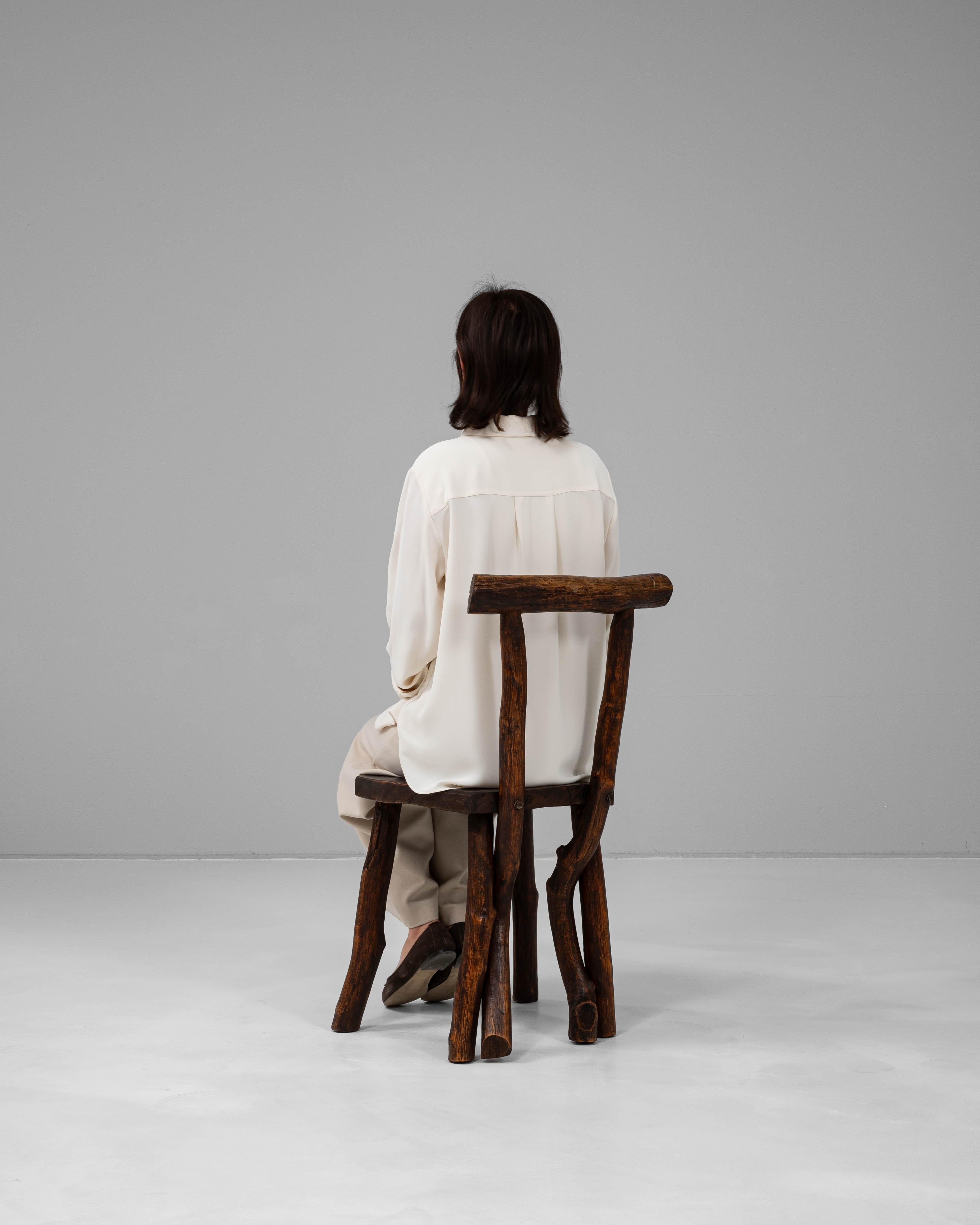 Legno 20th Century French Wooden Chair in vendita