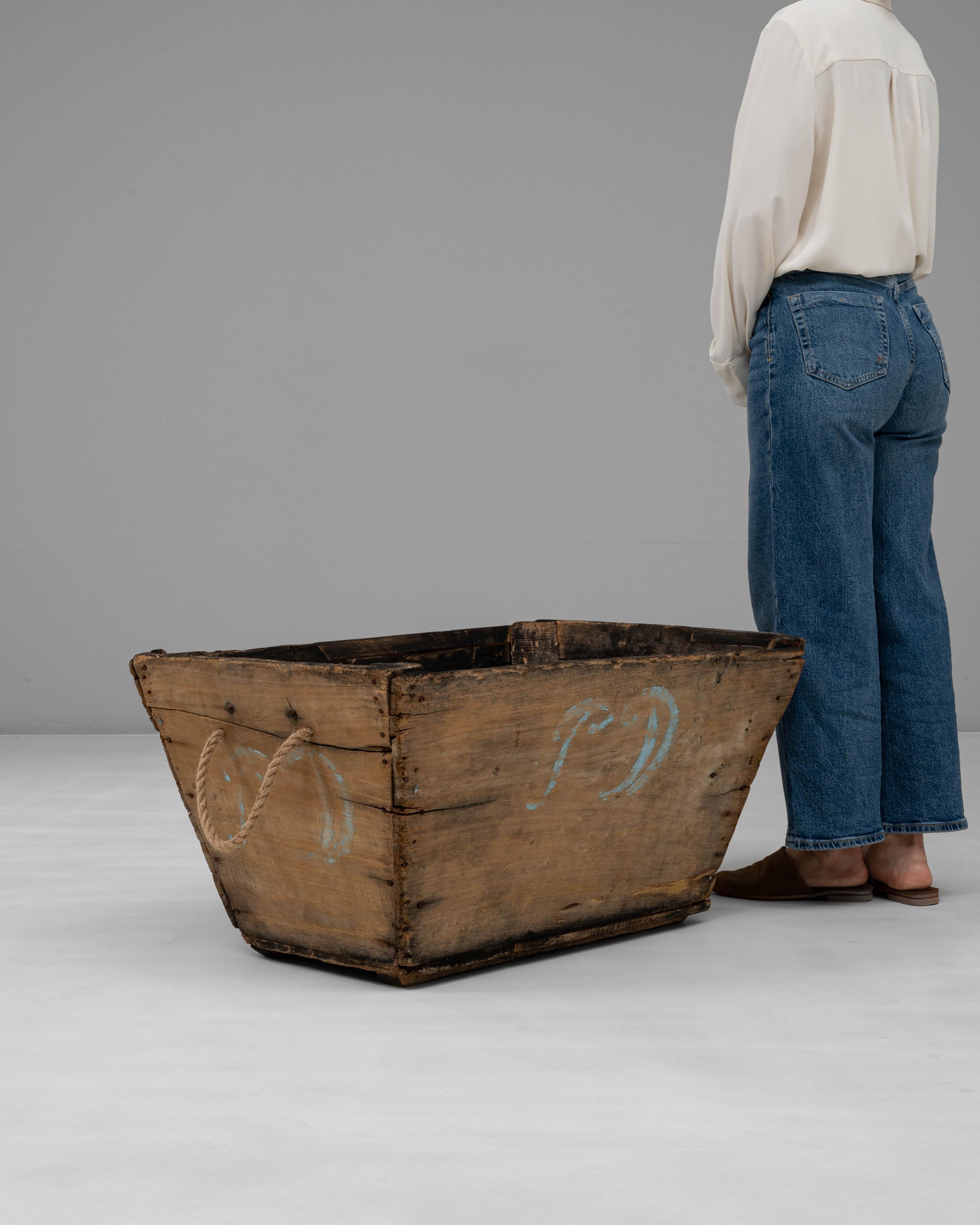 Cesta de madera francesa del siglo XX para vendimiar champán Madera en venta