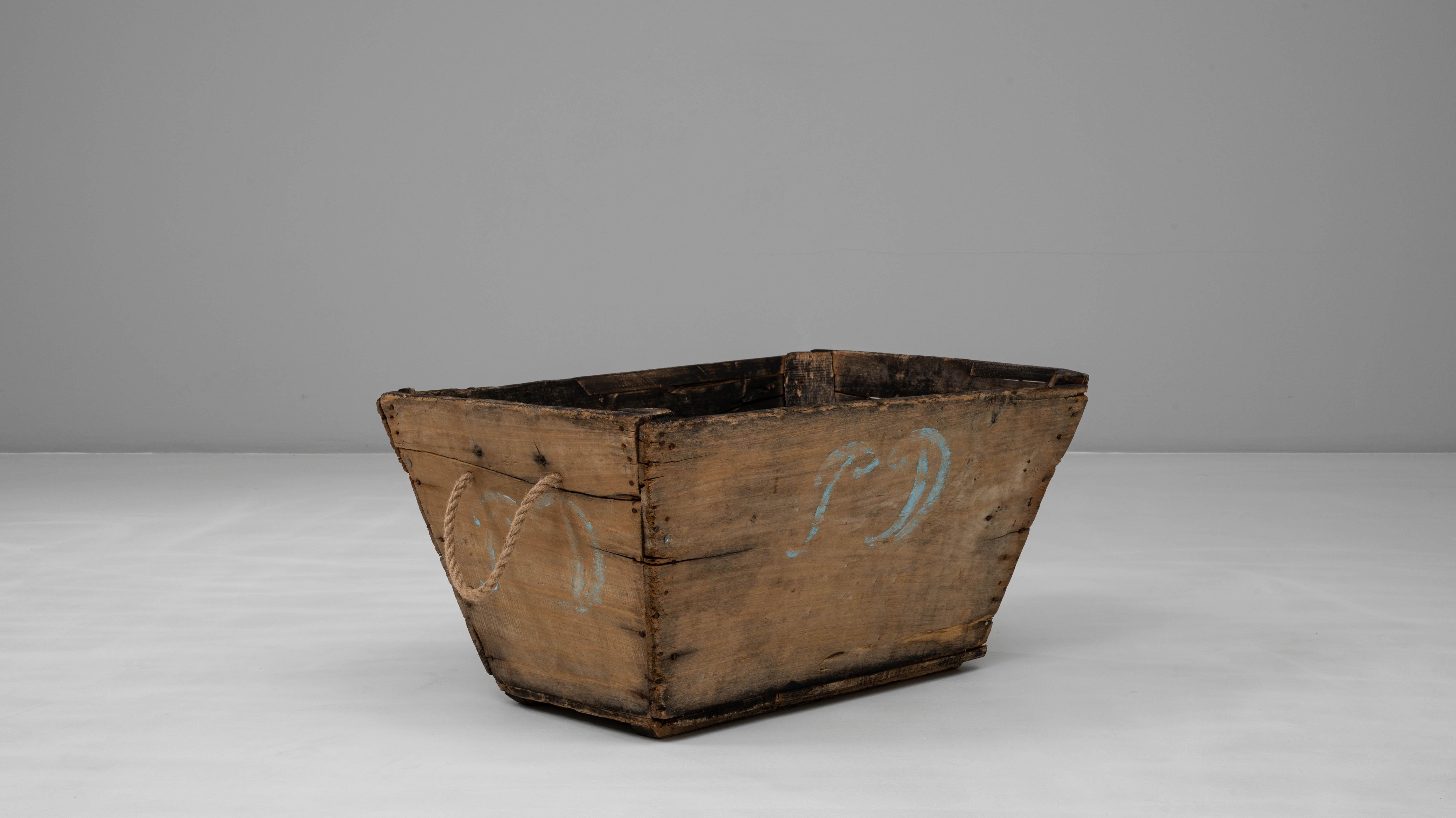 Cesta de madera francesa del siglo XX para vendimiar champán en venta 2