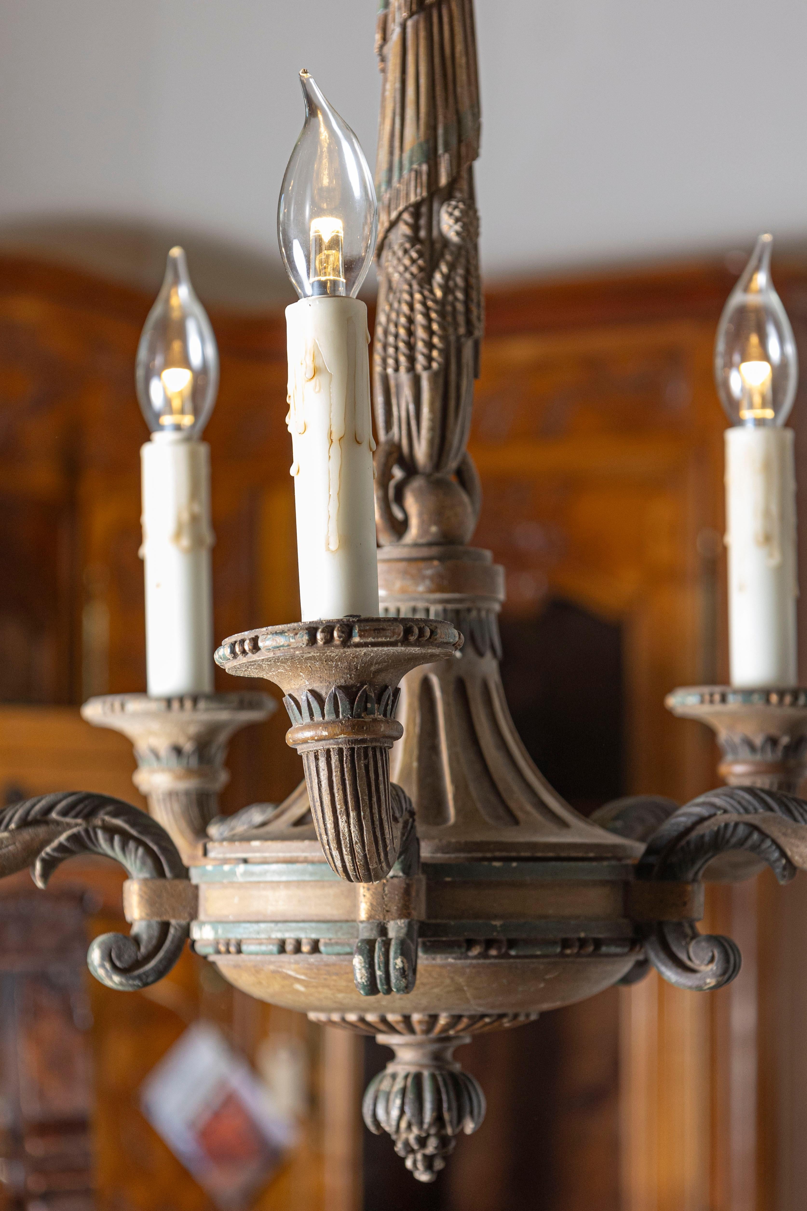 20th-Century French Wooden Chandelier with Candle-Style Fixtures For Sale 3