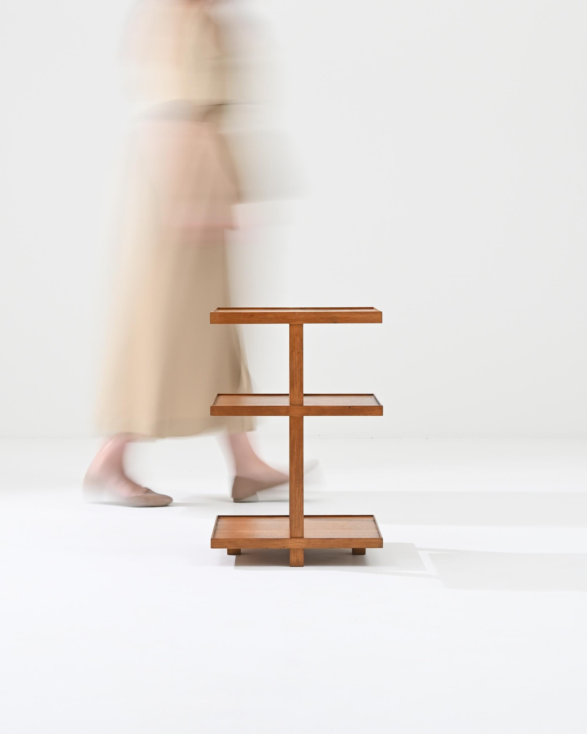 20ième siècle Table basse en bois française du 20e siècle en vente