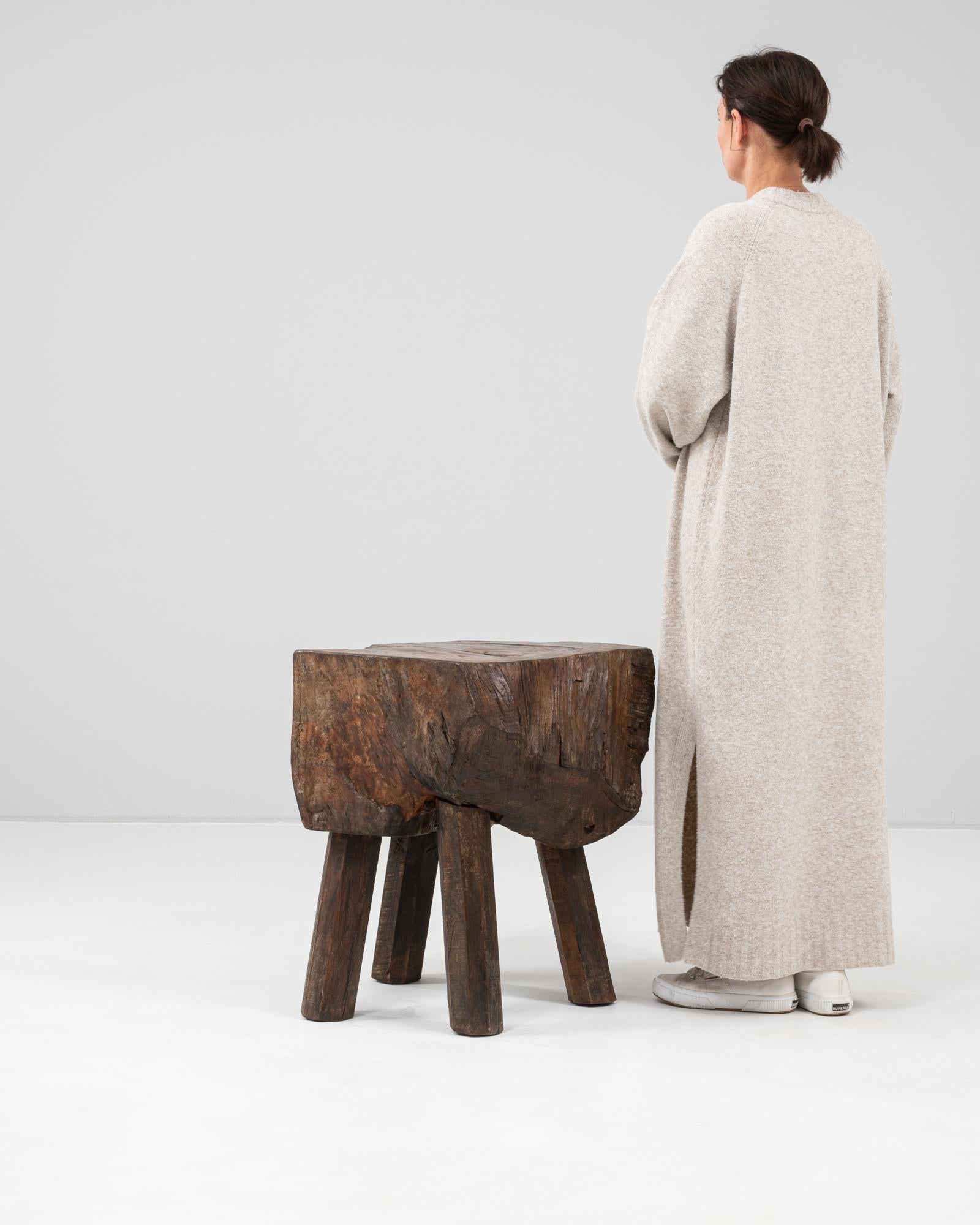 Legno 20th Century French Wooden Coffee Table in vendita