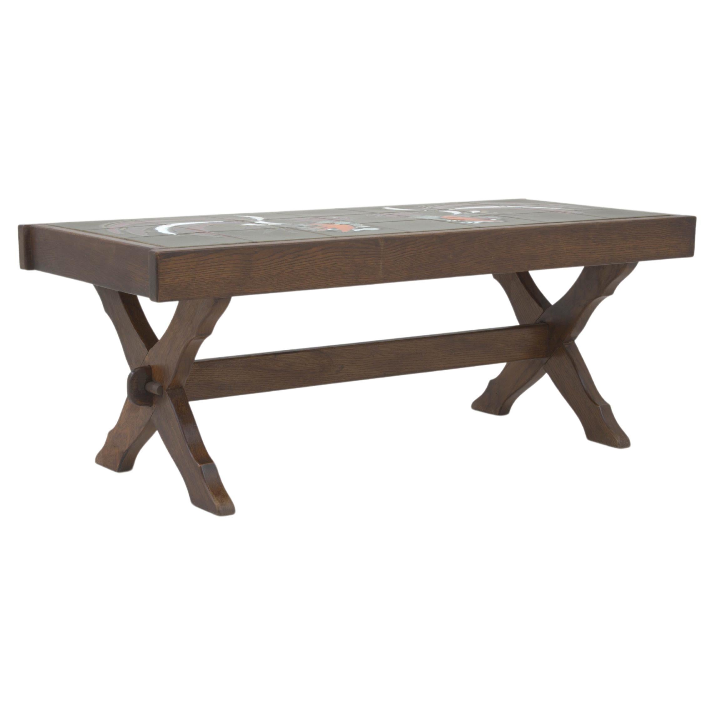 Table basse en bois français du 20e siècle avec plateau en céramique