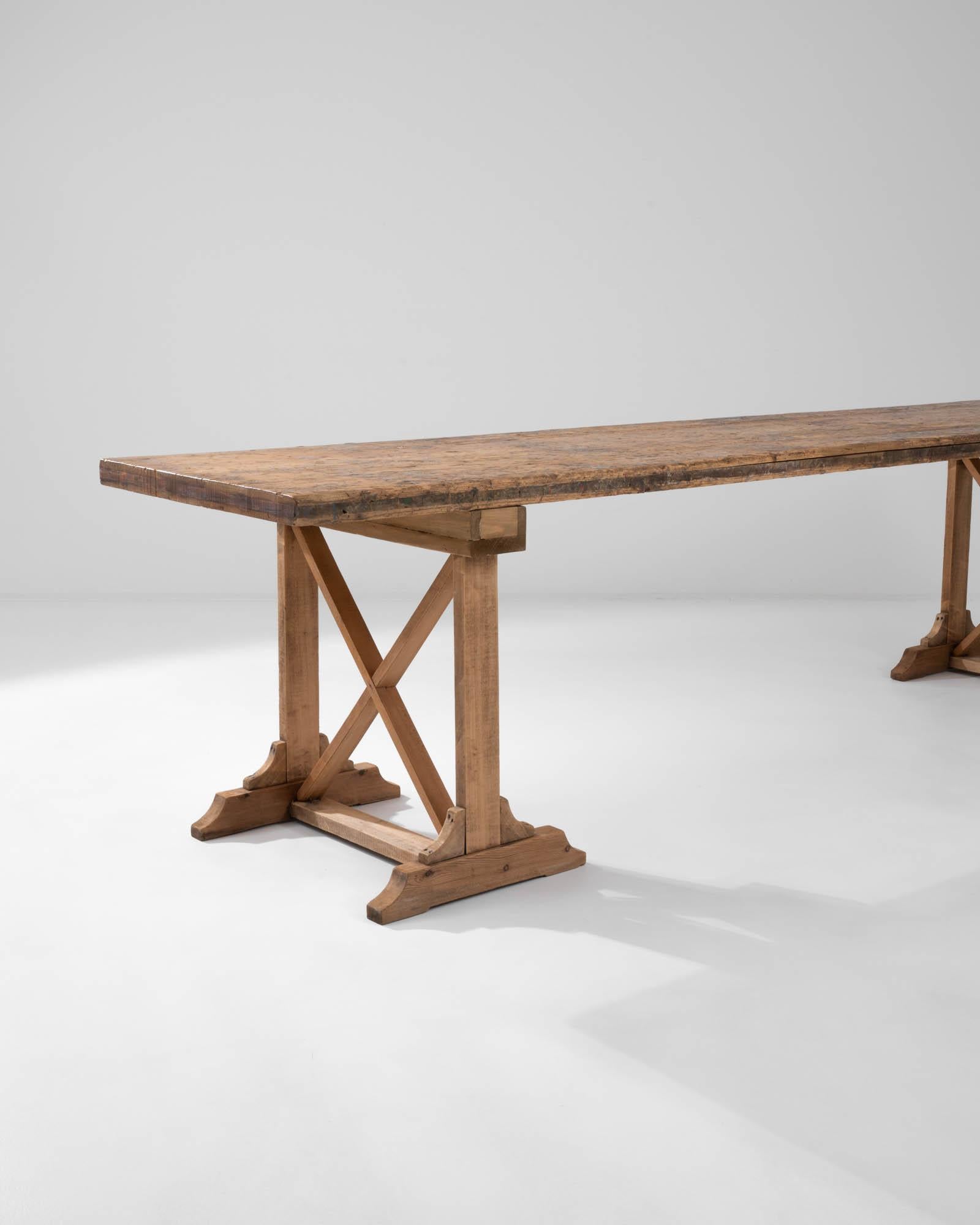 20th Century French Wooden Dining Table 2