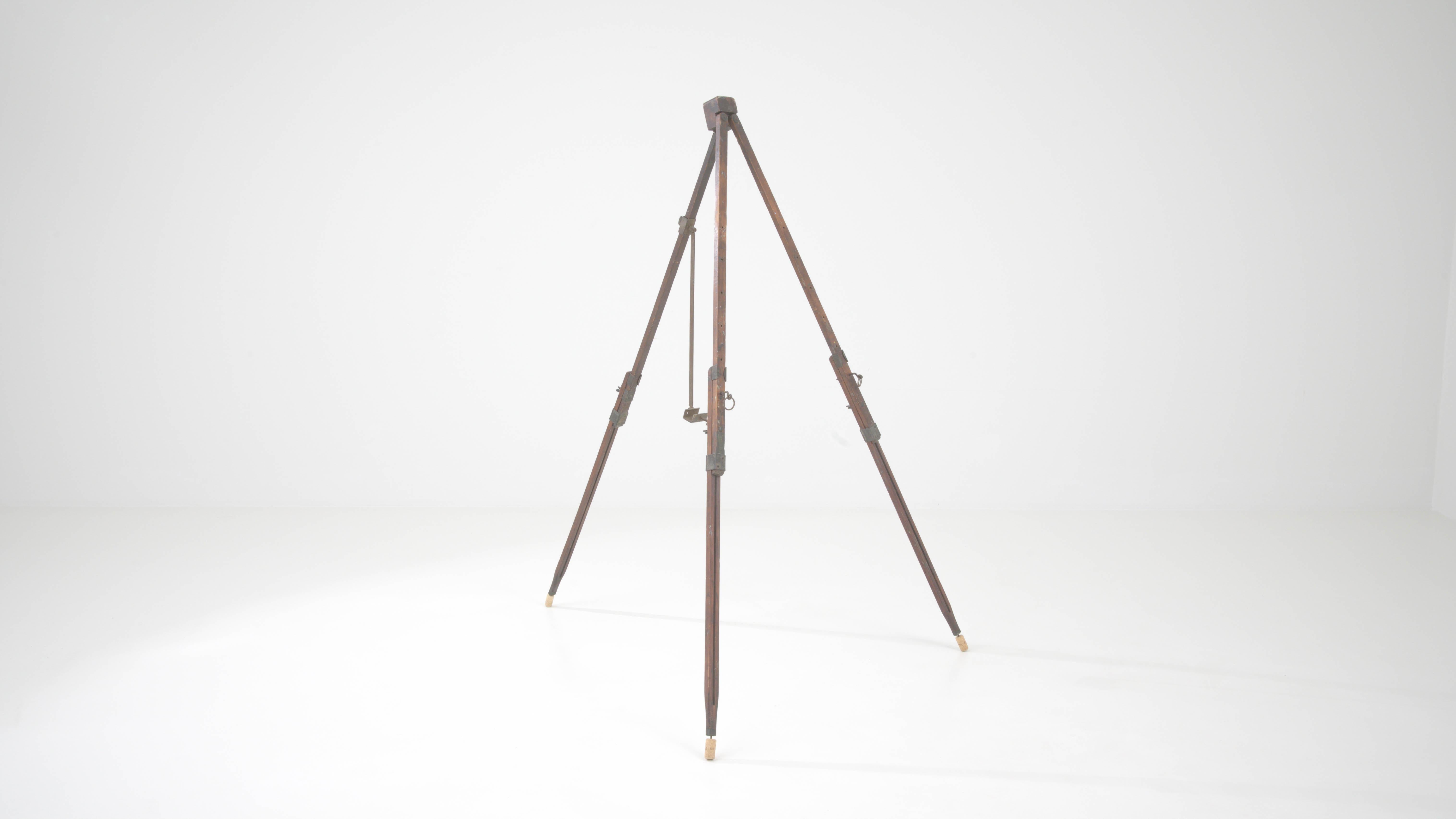 20th Century French Wooden Easel For Sale 6