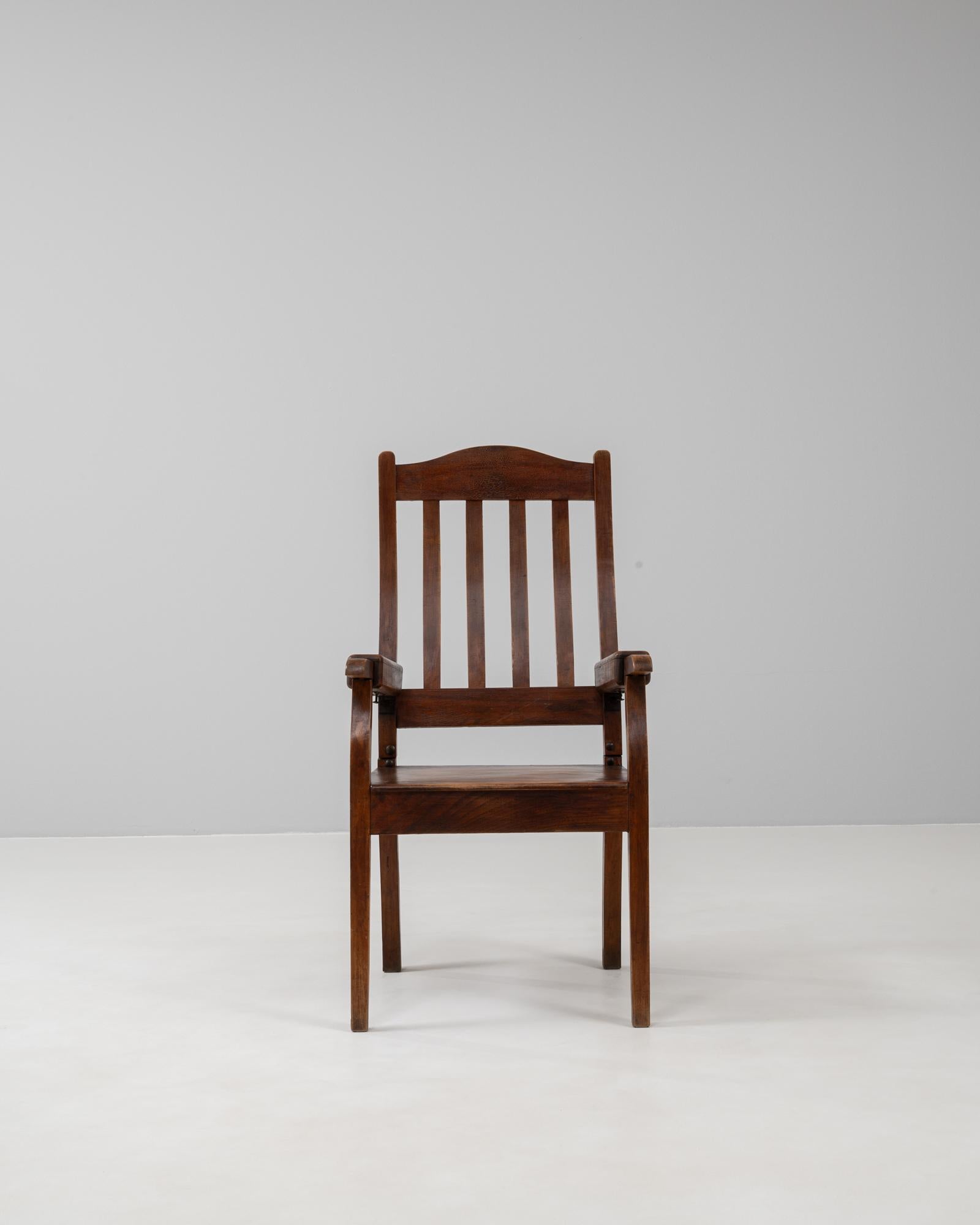 Poltrona Foldes in legno francese del XX secolo in vendita 5