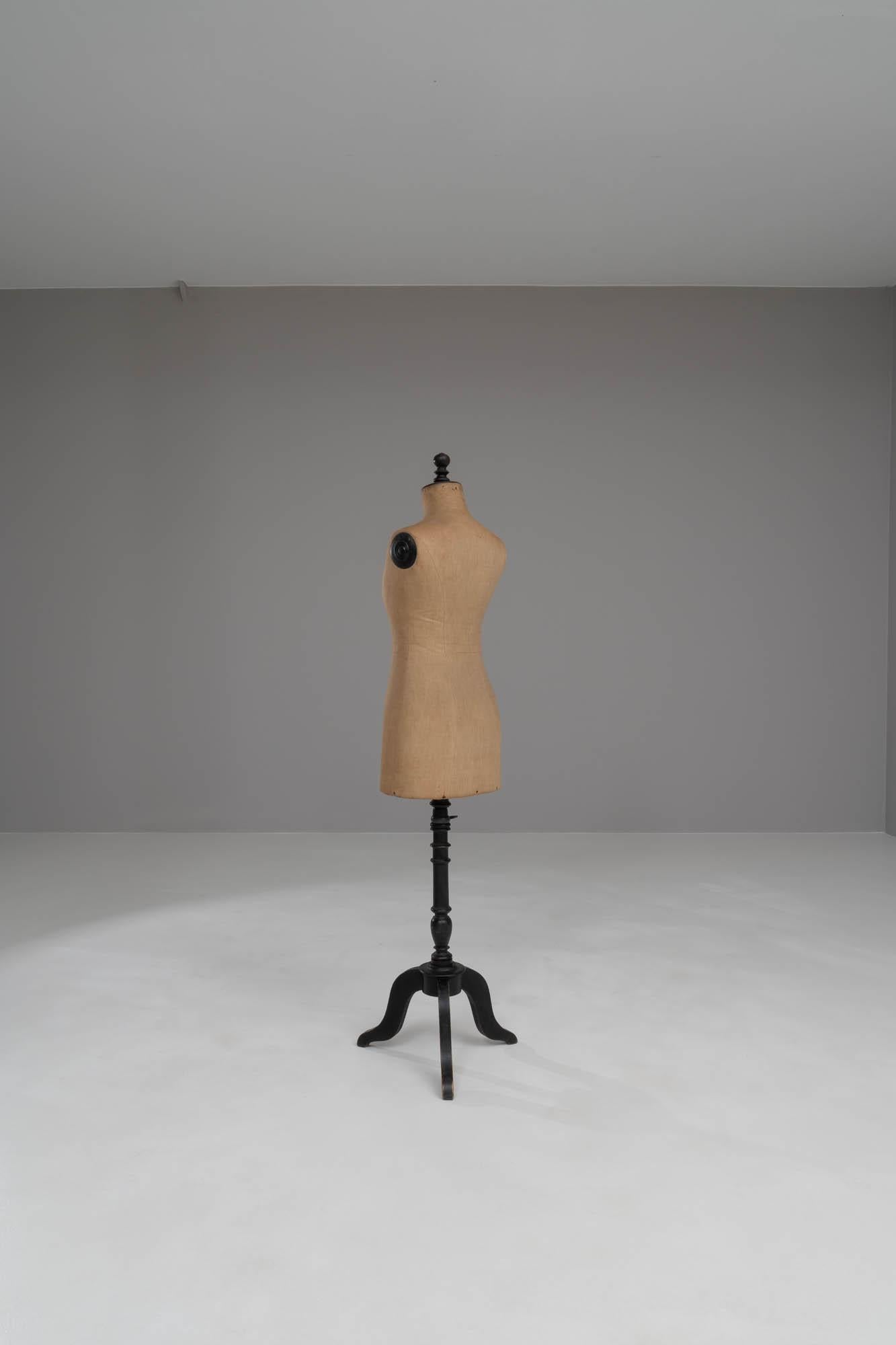 20th Century French Wooden Mannequin 11