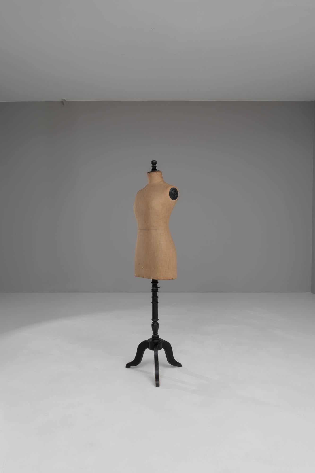 20th Century French Wooden Mannequin 12