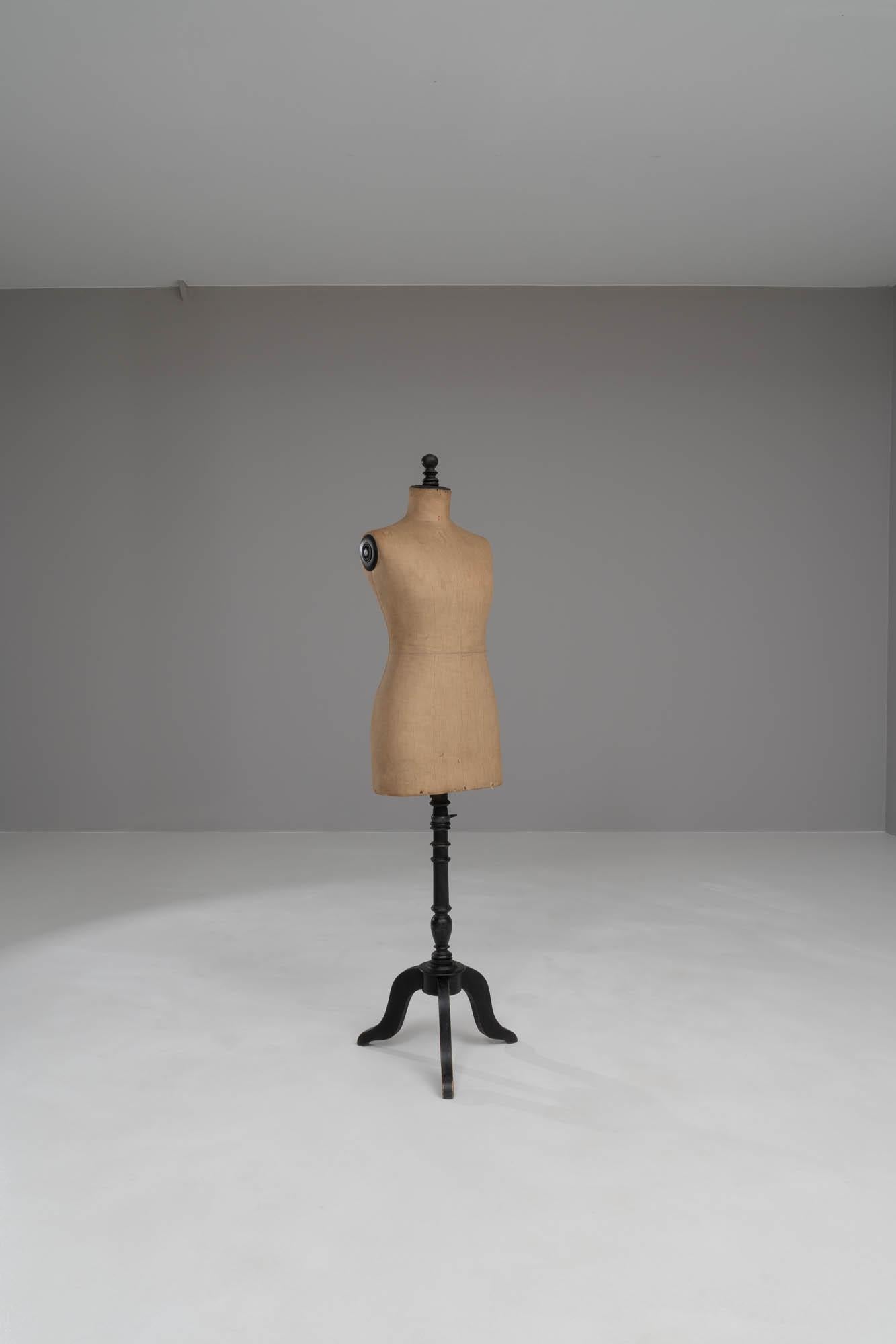 20th Century French Wooden Mannequin 13