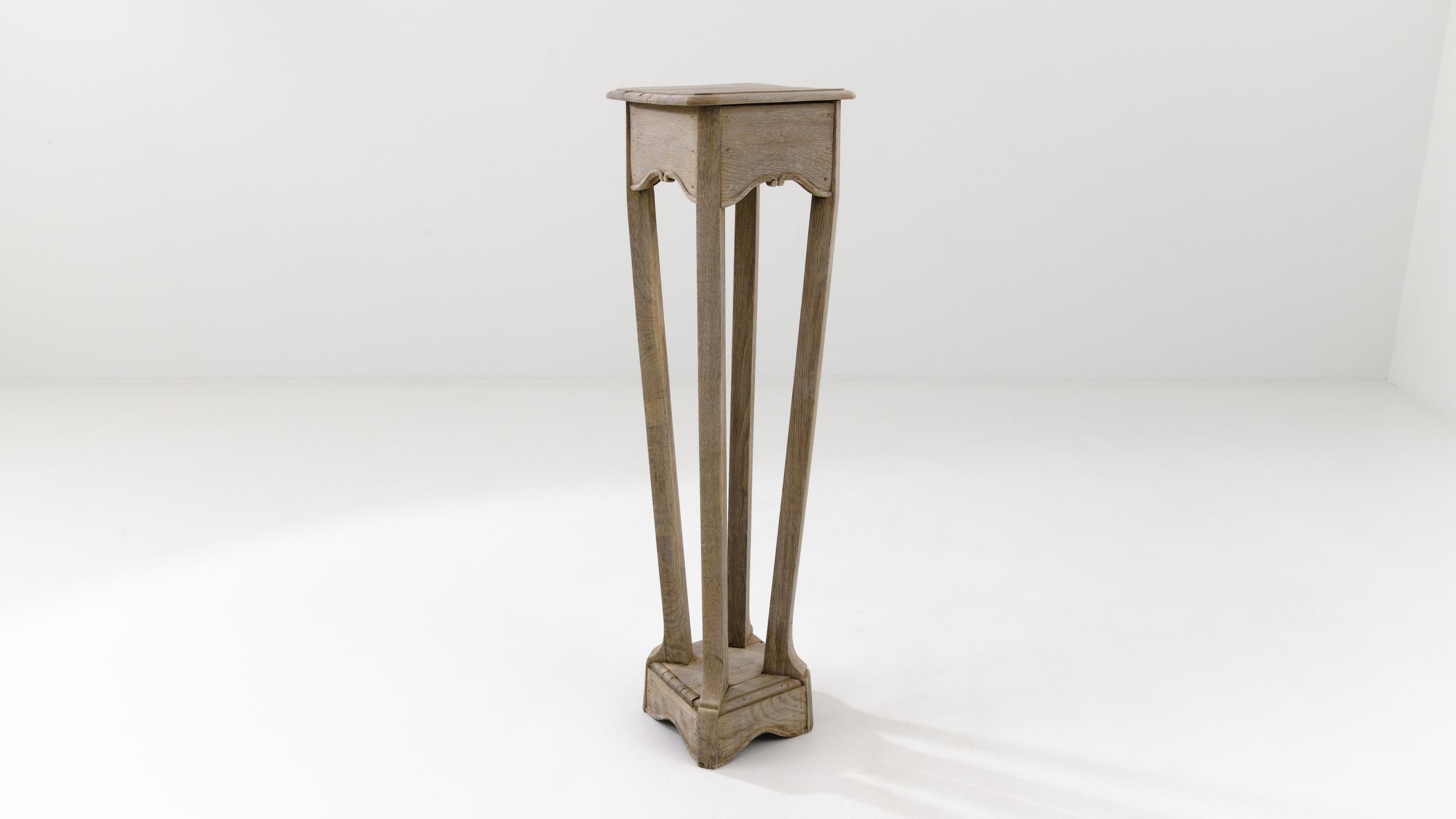 Oak 20th Century French Wooden Pedestal 