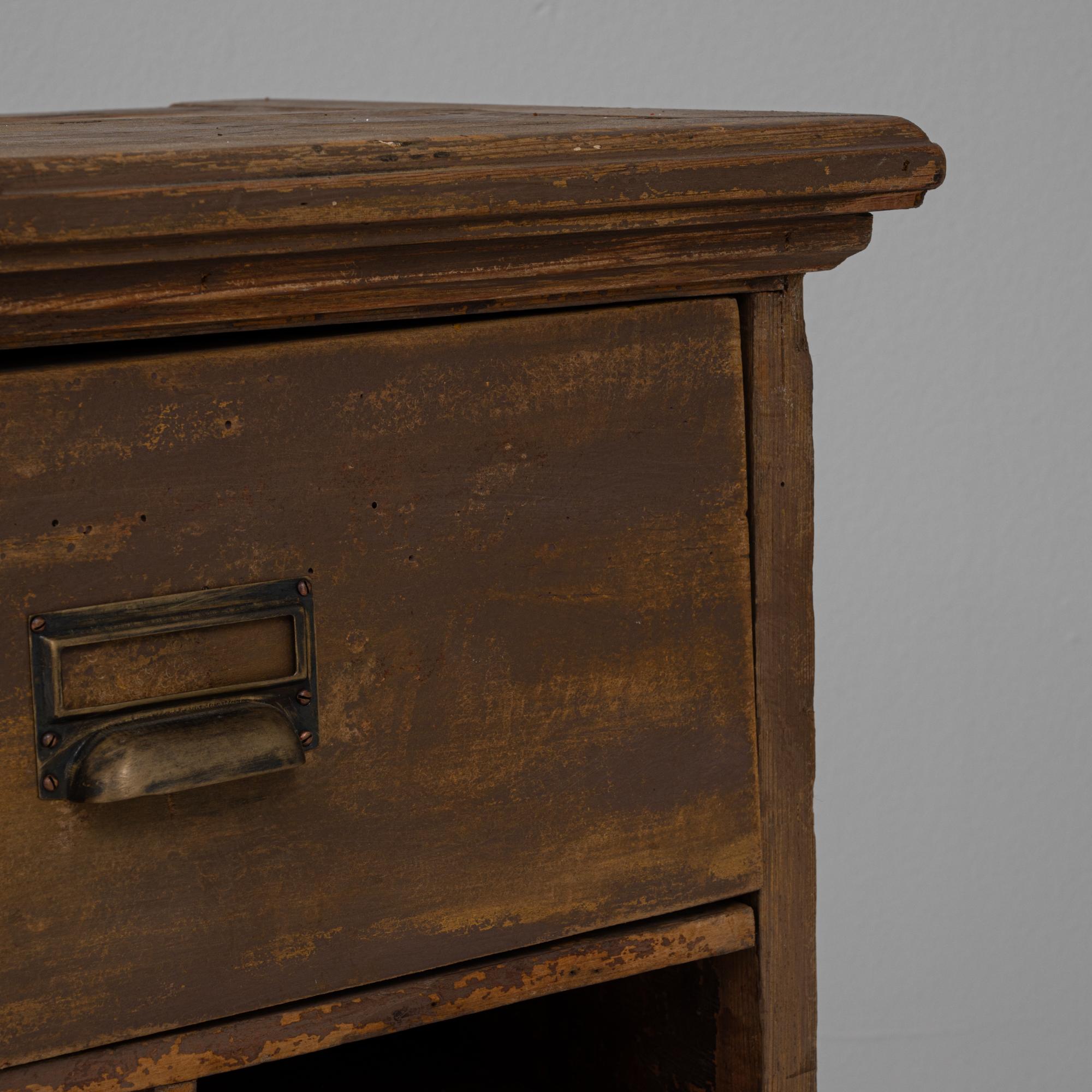 20th Century French Wooden Sorting Cabinet with Drawers For Sale 7