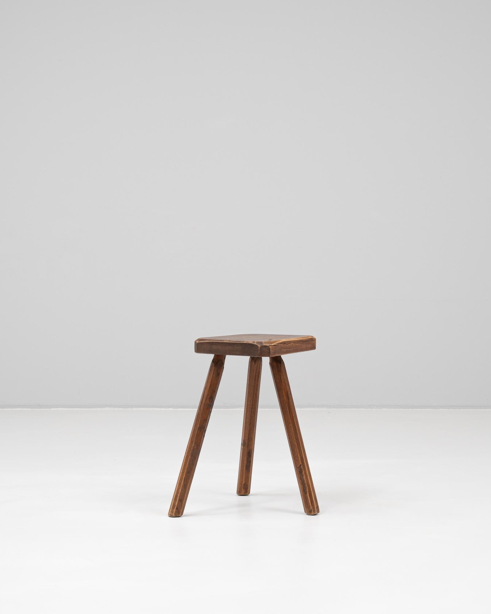 20th Century French Wooden Stool For Sale 1