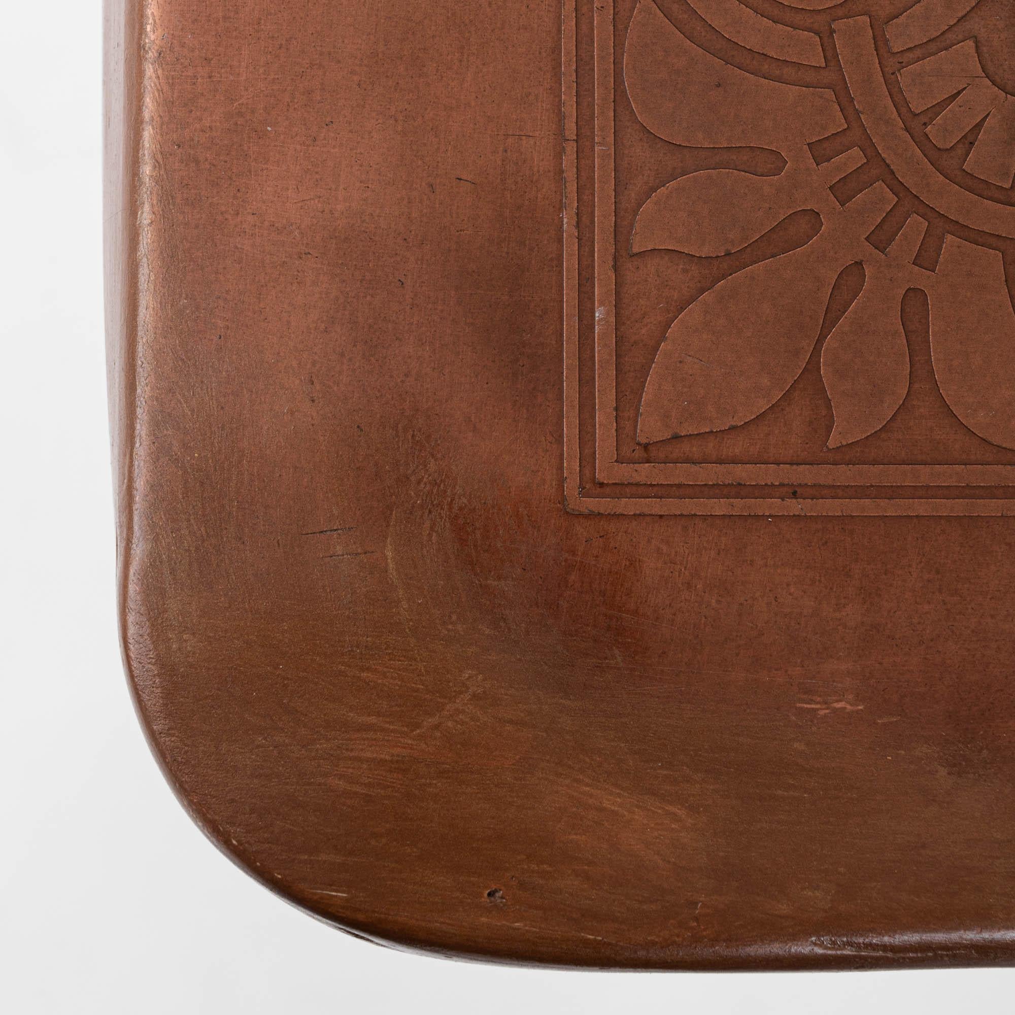 Mesa de madera francesa del siglo XX en venta 8