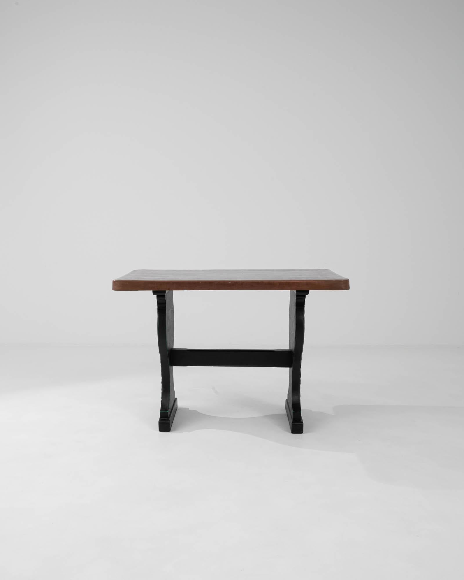 Mesa de madera francesa del siglo XX Francés en venta