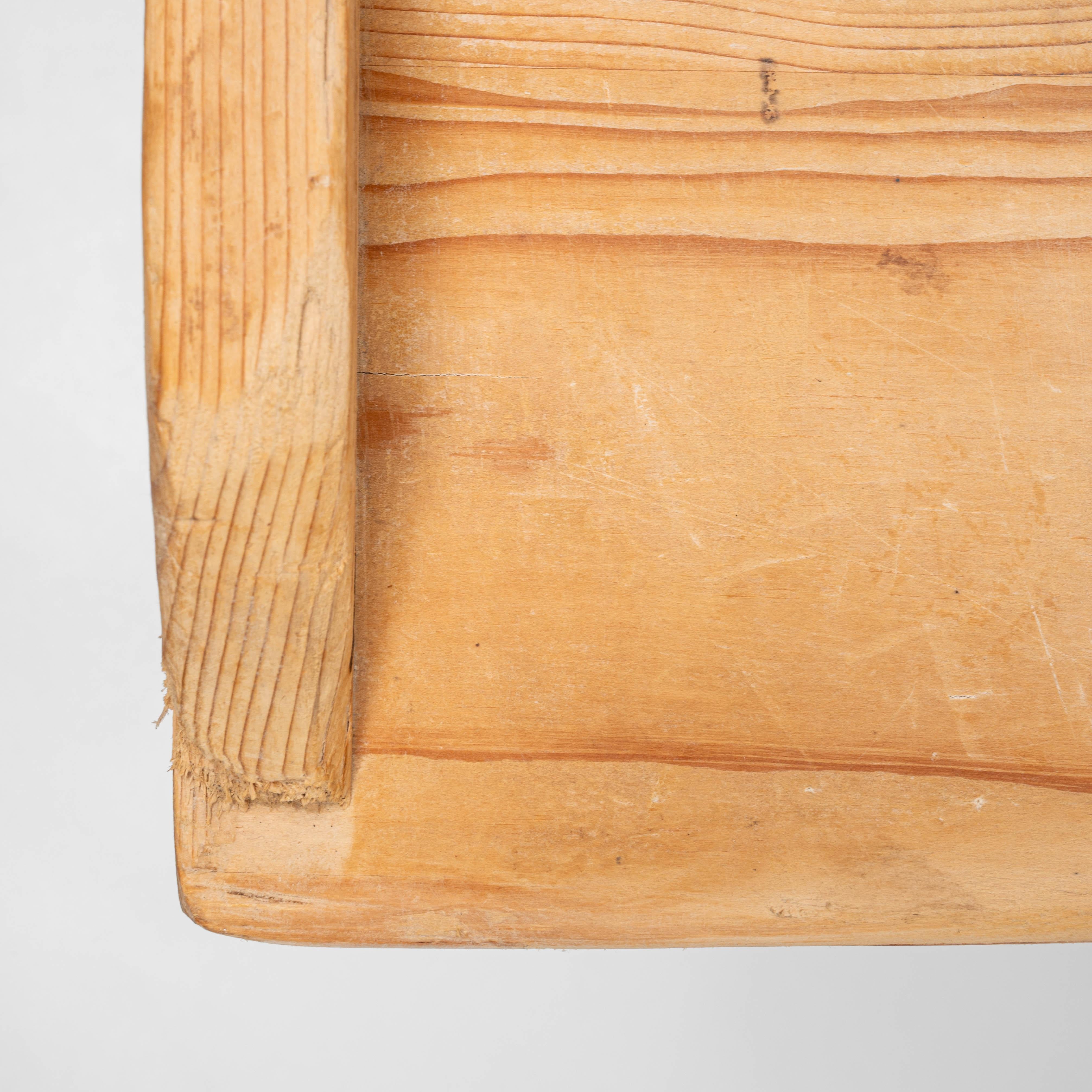 Französischer Holztisch des 20. Jahrhunderts mit Sägebocksockel im Angebot 10