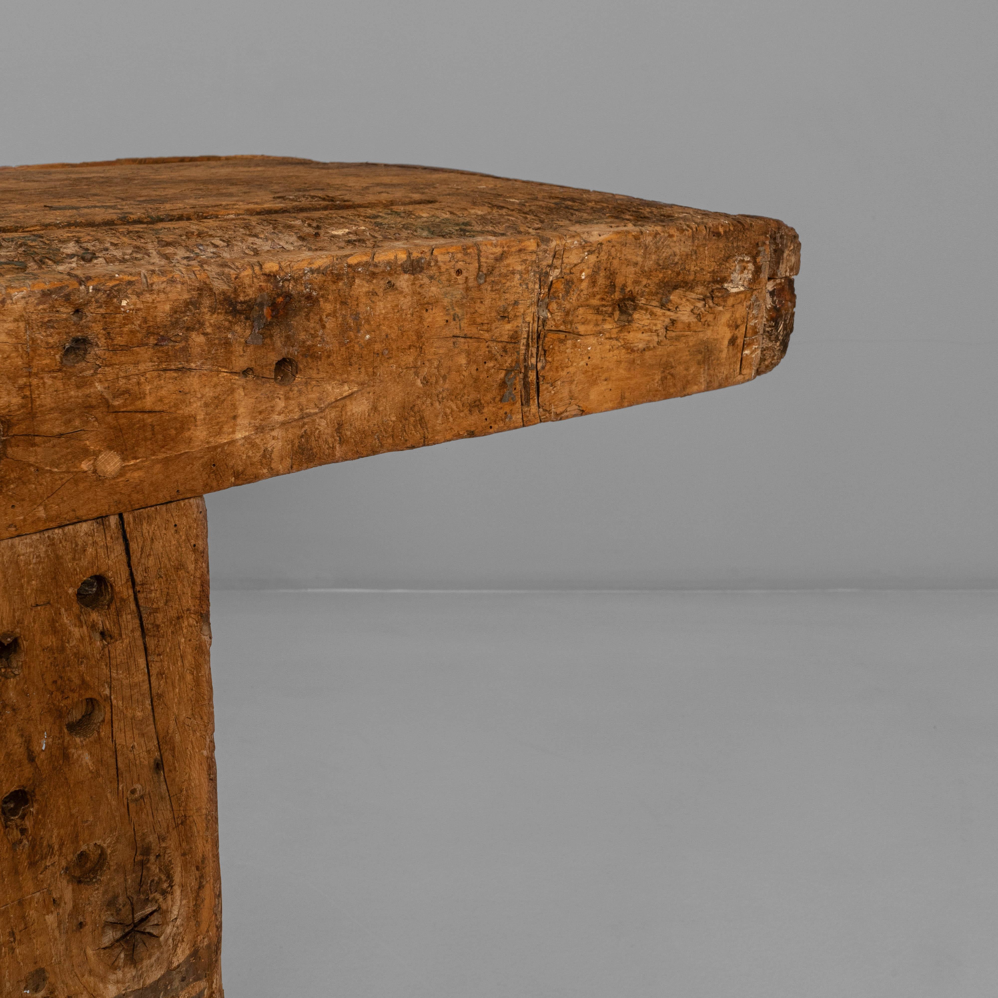 20th Century French Wooden Work Table For Sale 5