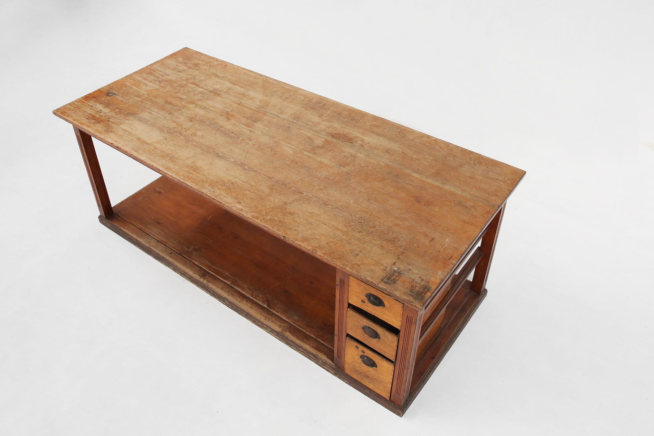 20th Century French Worktable For Sale 8