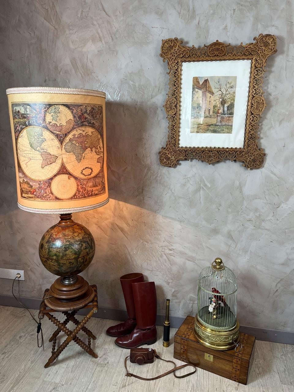 Lampada da terra francese World map del XX secolo, anni '80 in vendita 12