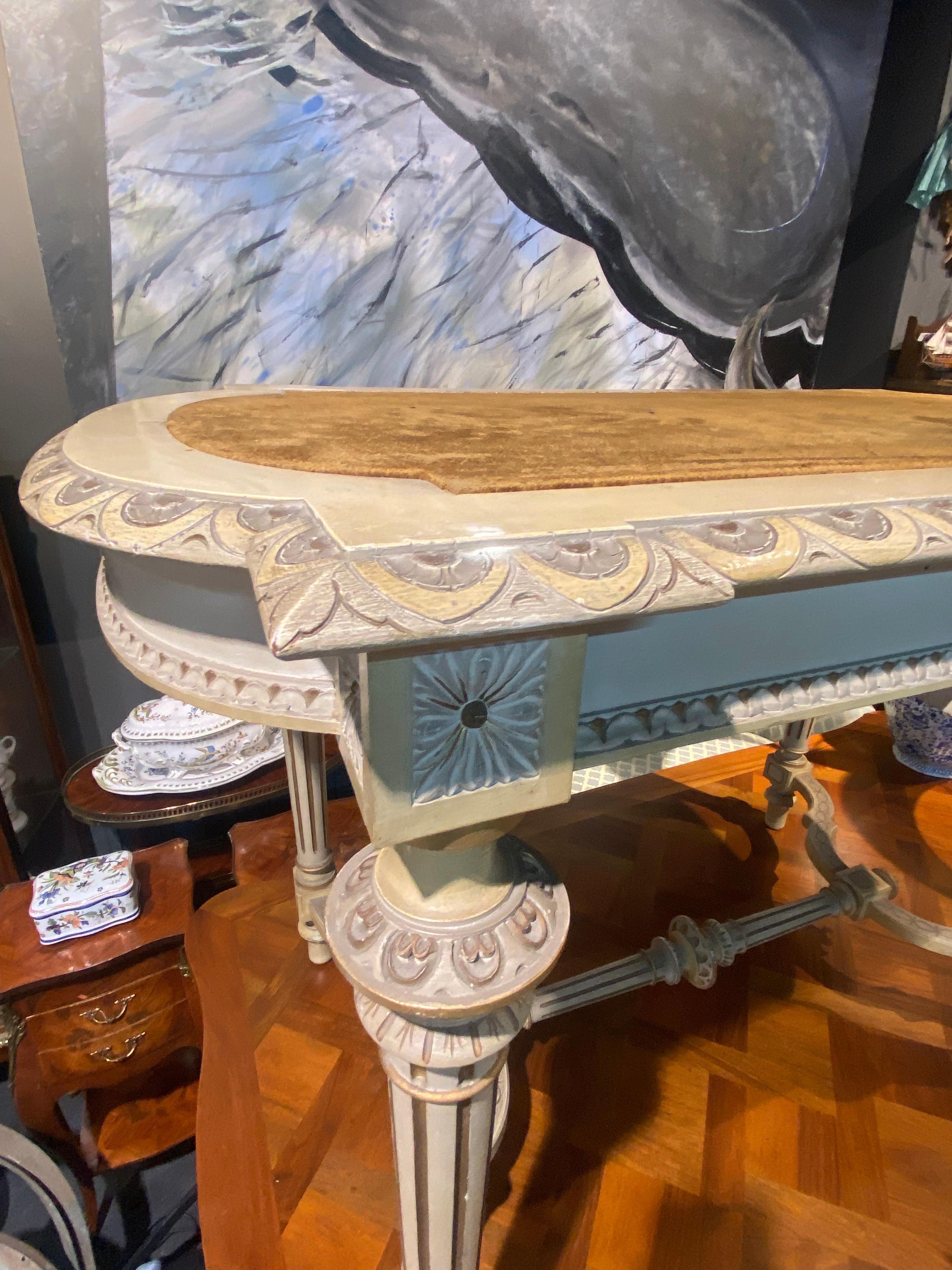 Hand-Carved 20th Century French Writing Table Hand Carved and Painted in Louise xvi Style For Sale