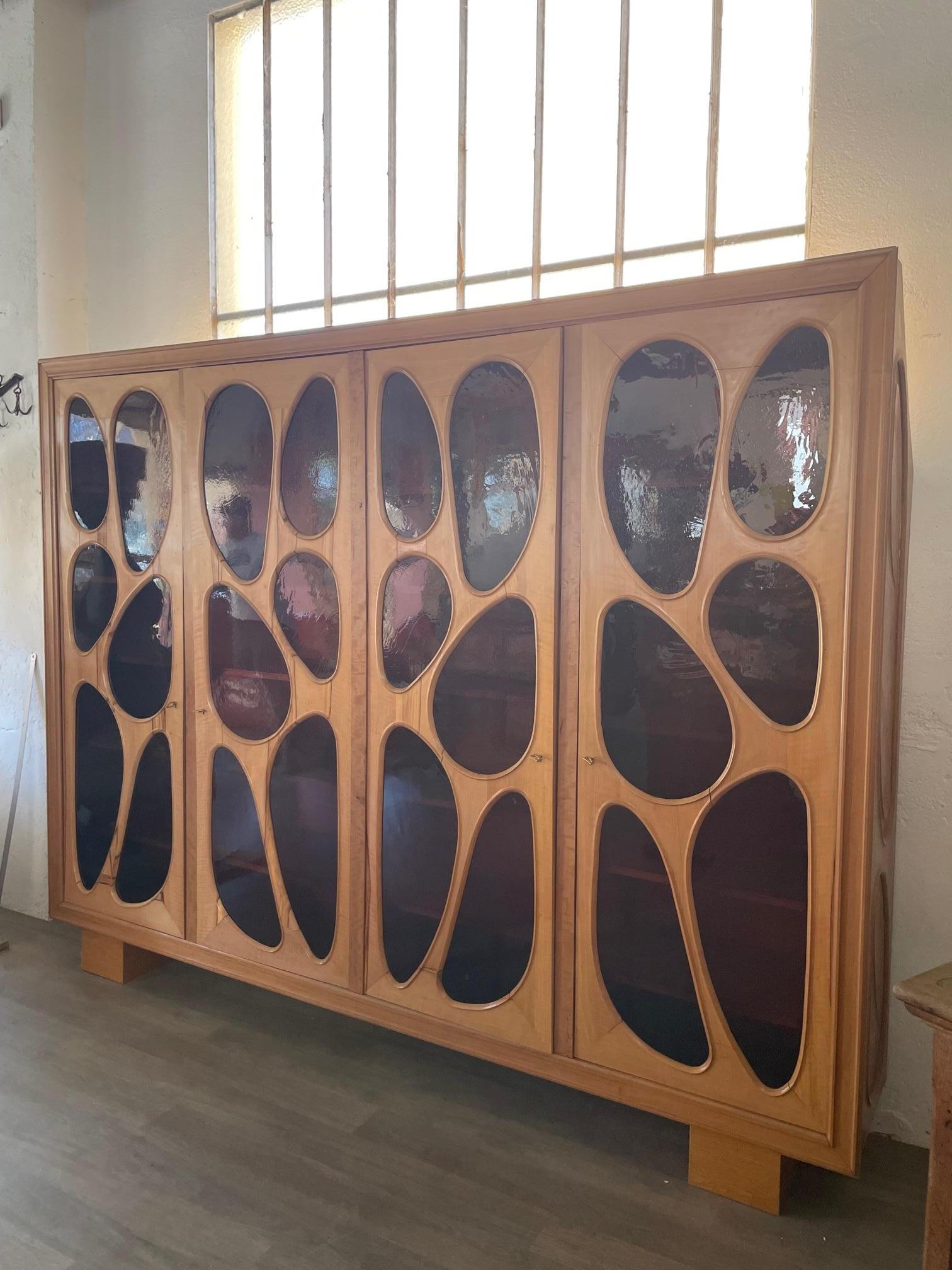 20th Century Fruitwood Bibliotheque or Vitrine by Vincent Gonzalez, 1960s In Good Condition For Sale In LEGNY, FR