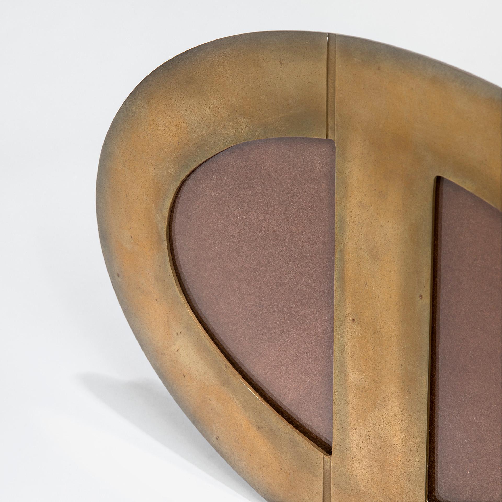 Mid-Century Modern 20e siècle, cadre photo rond en laiton de Gabriella Crespi, années 70 en vente