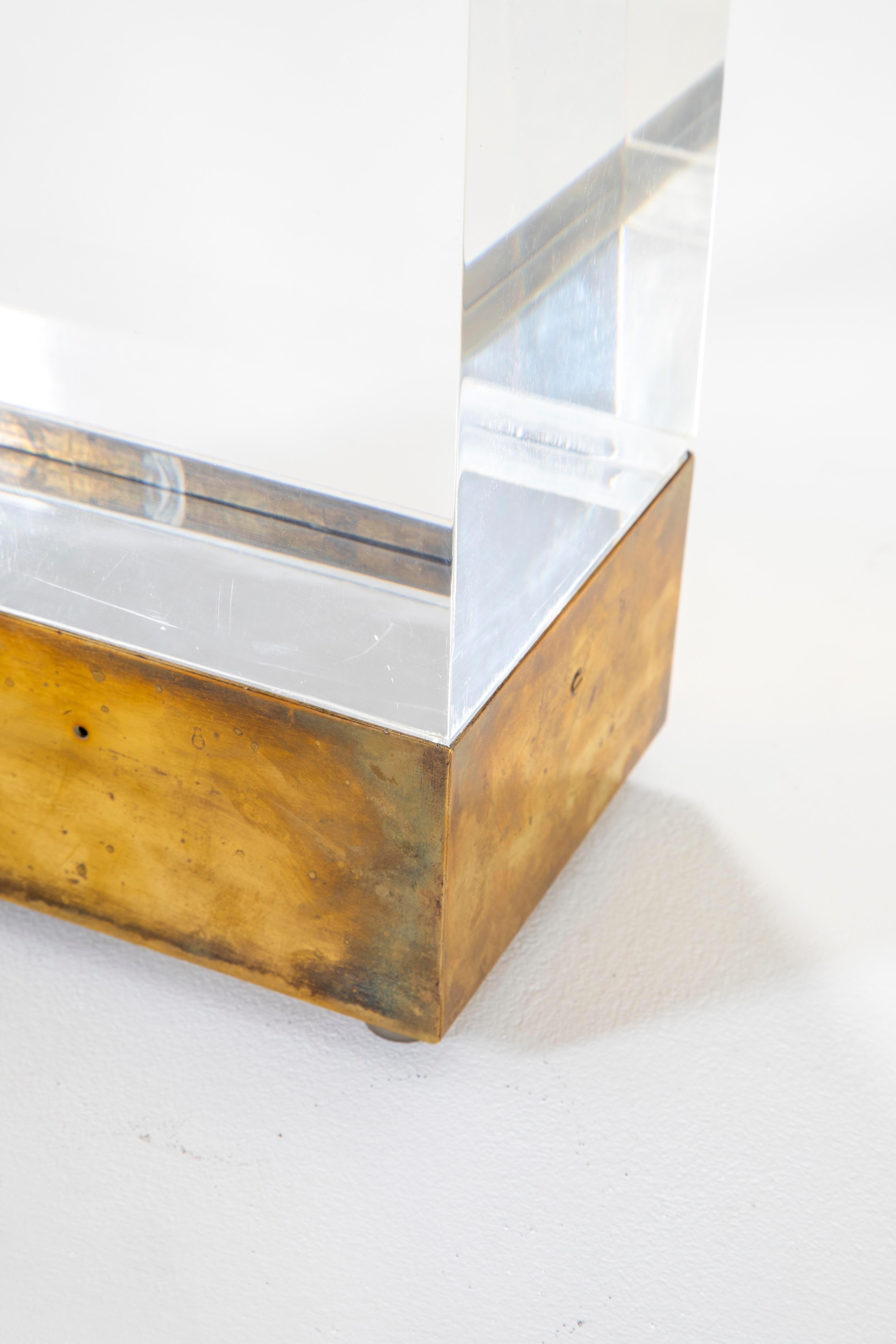 20th Century, Gabriella Crespi Table Lamp in Brass and Plexiglass, '70s For Sale 5
