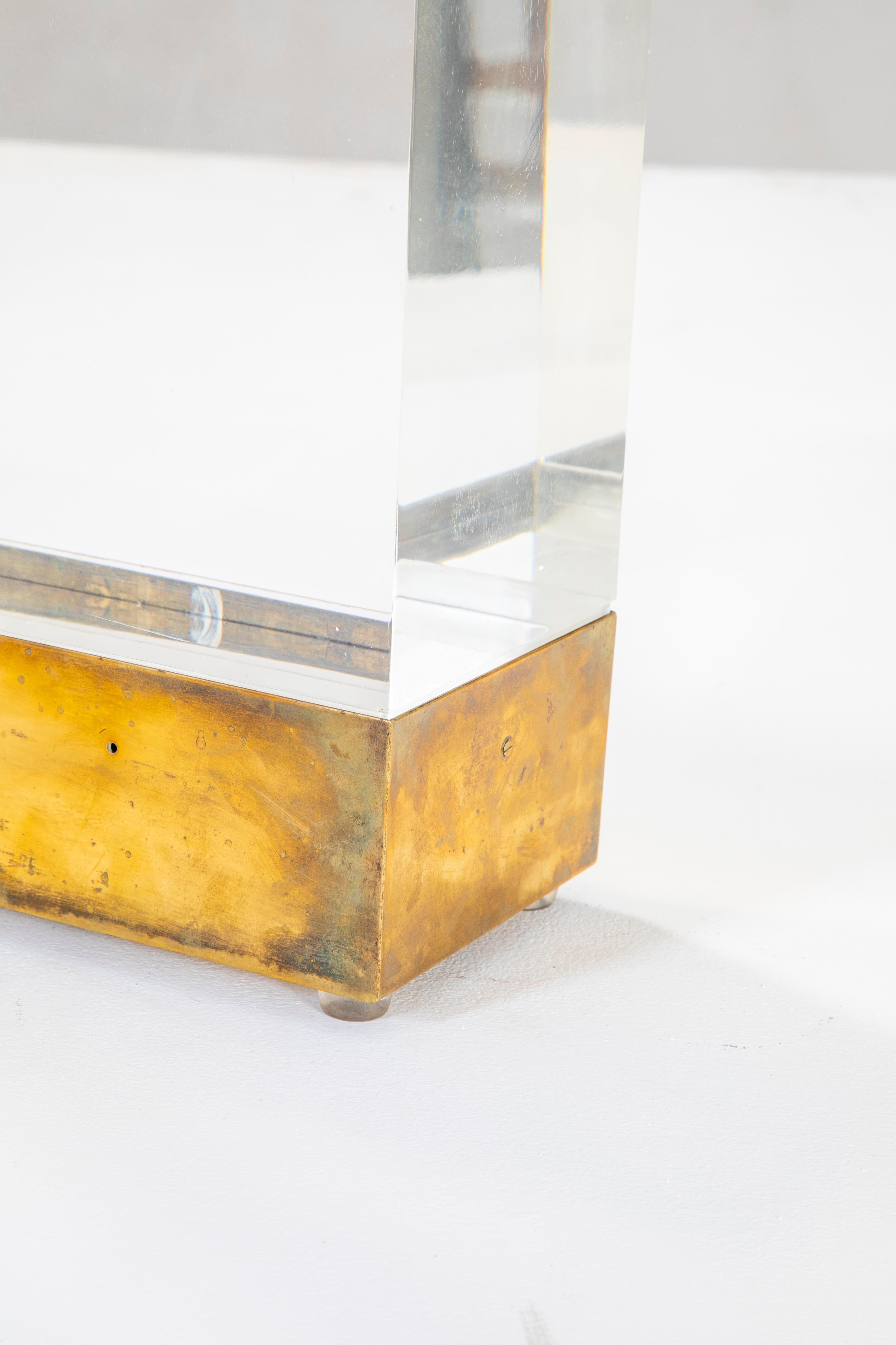 20th Century, Gabriella Crespi Table Lamp in Brass and Plexiglass, '70s For Sale 1