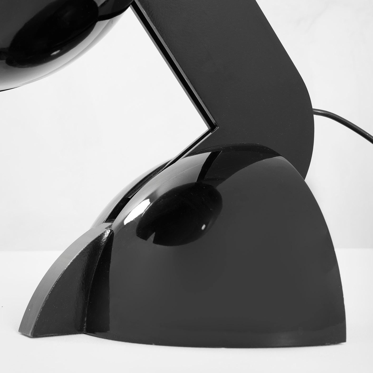 Italian 20th Century Gae Aulenti Table Lamp Mod. La Ruspa for Martinelli in Aluminium