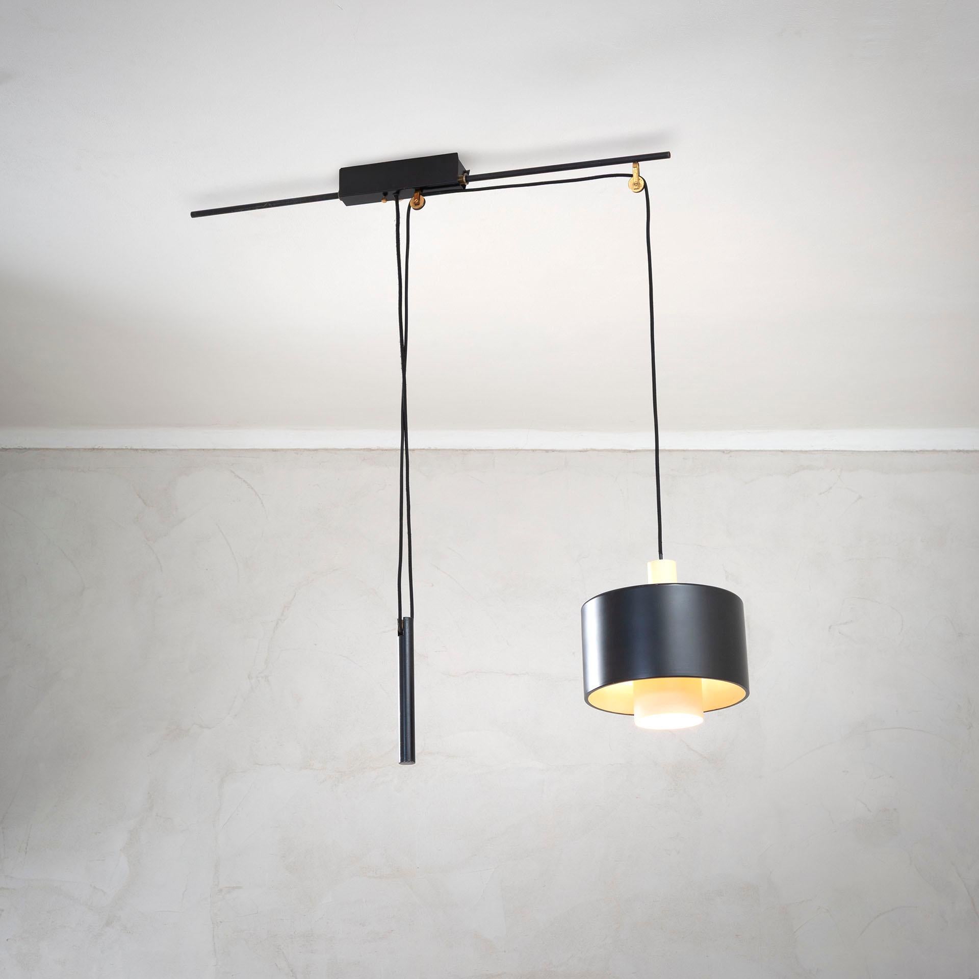 Italian 20th Century, Gaetano Sciolari for Stilnovo Pendant Lamp mod. 2061 For Sale