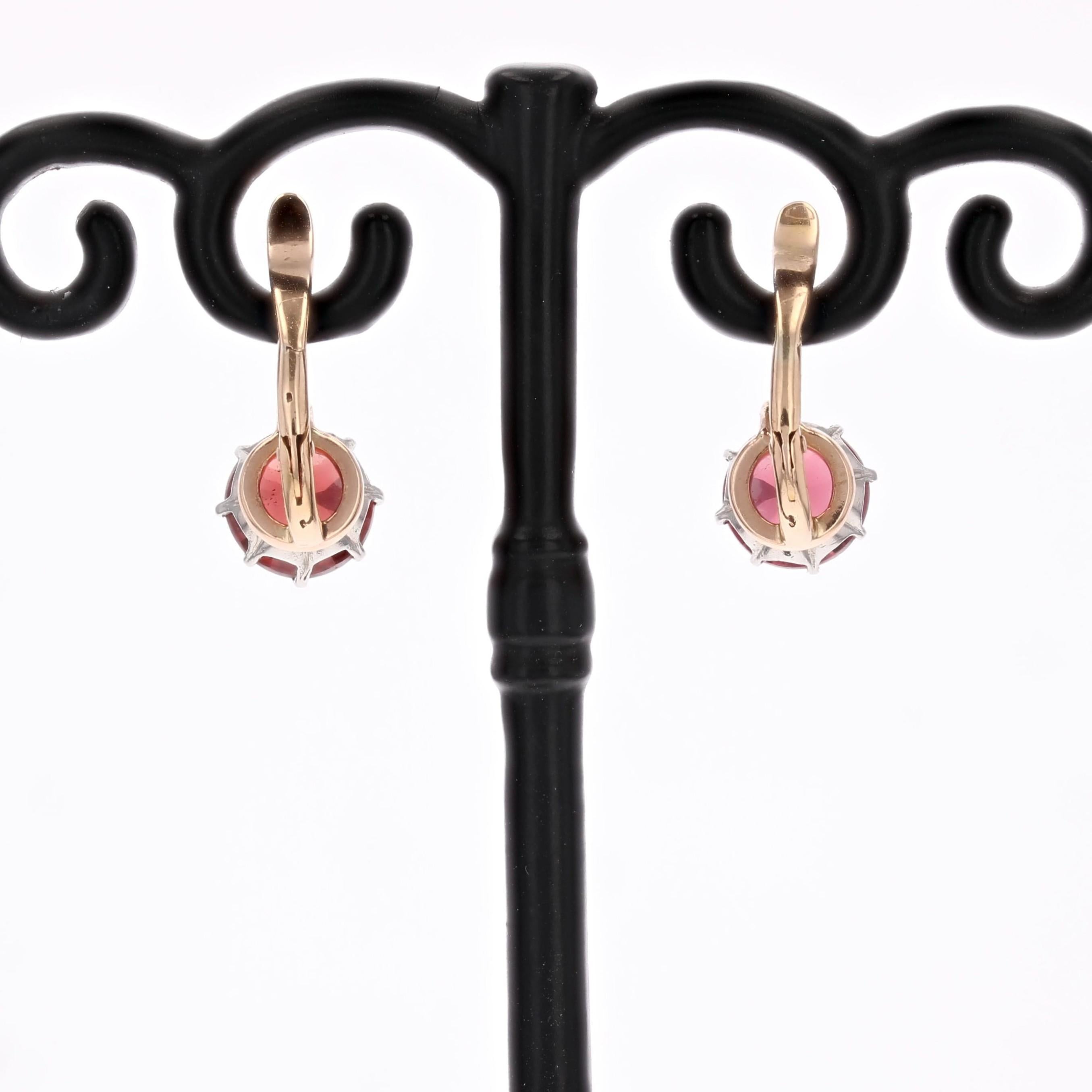 20th Century Garnet 18 Karat Rose Platinum Gold Lever- Back Earrings For Sale 2
