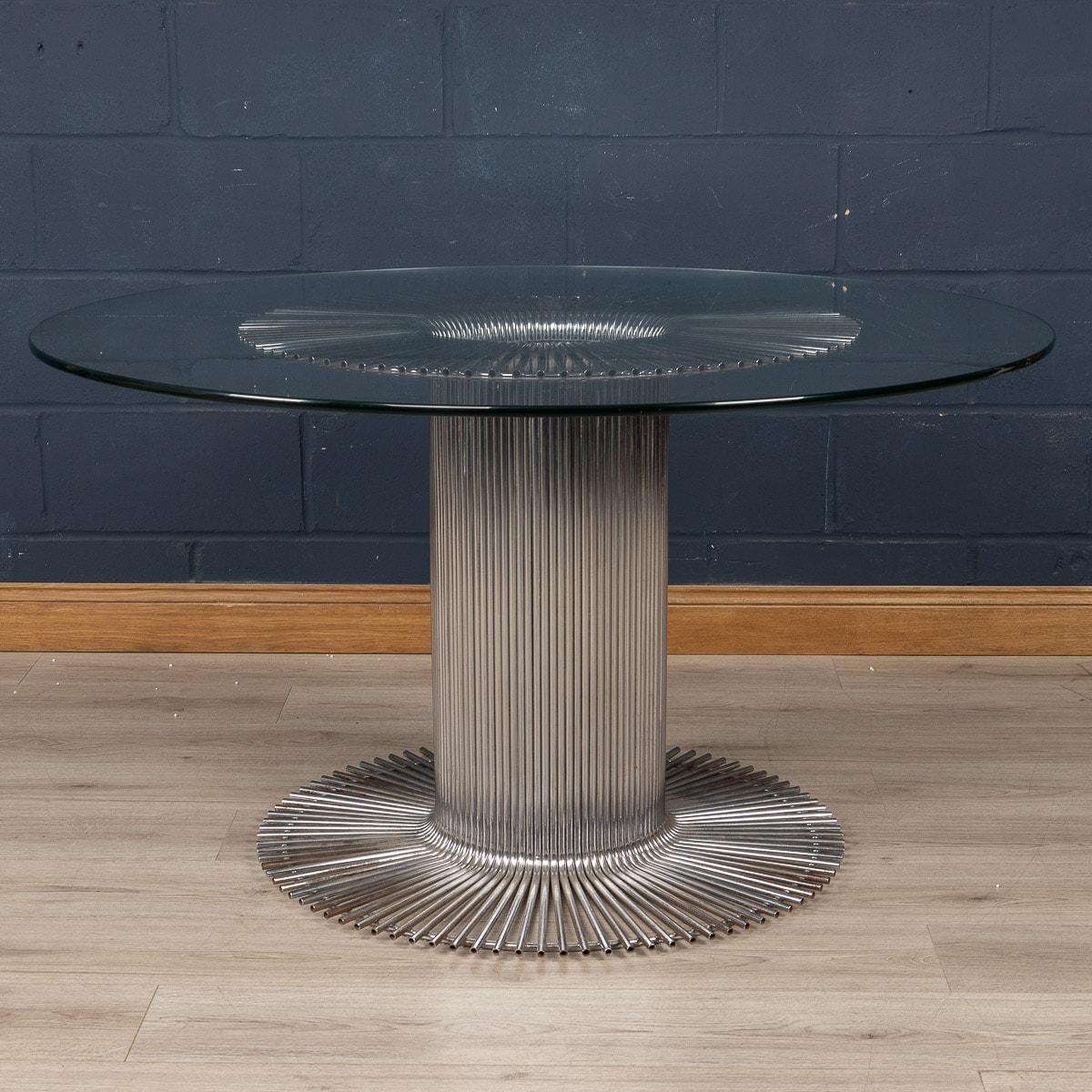 italien Table de salle à manger du 20ème siècle Gastone Rinaldi pour RIMA ajourée en métal et verre C.1970 en vente