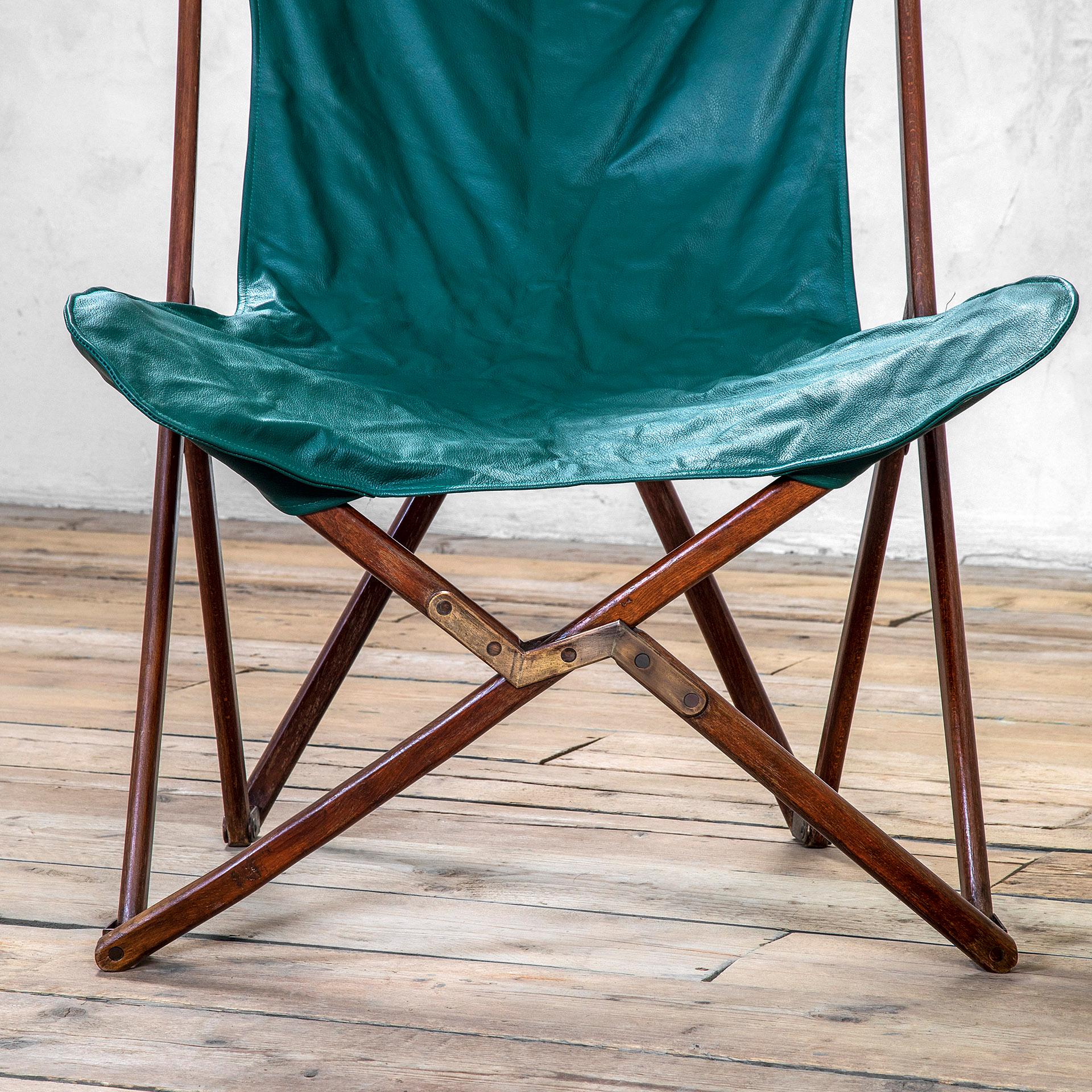 Italian 20th Century Gavina Studio Pair of Leather Chairs mod. Tripolina  For Sale