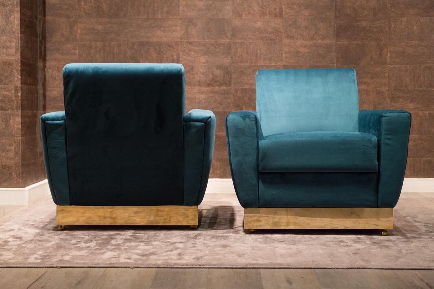 Polished 20th Century Geometrical Italian Blue Velvet and Brass Pair of Armchairs