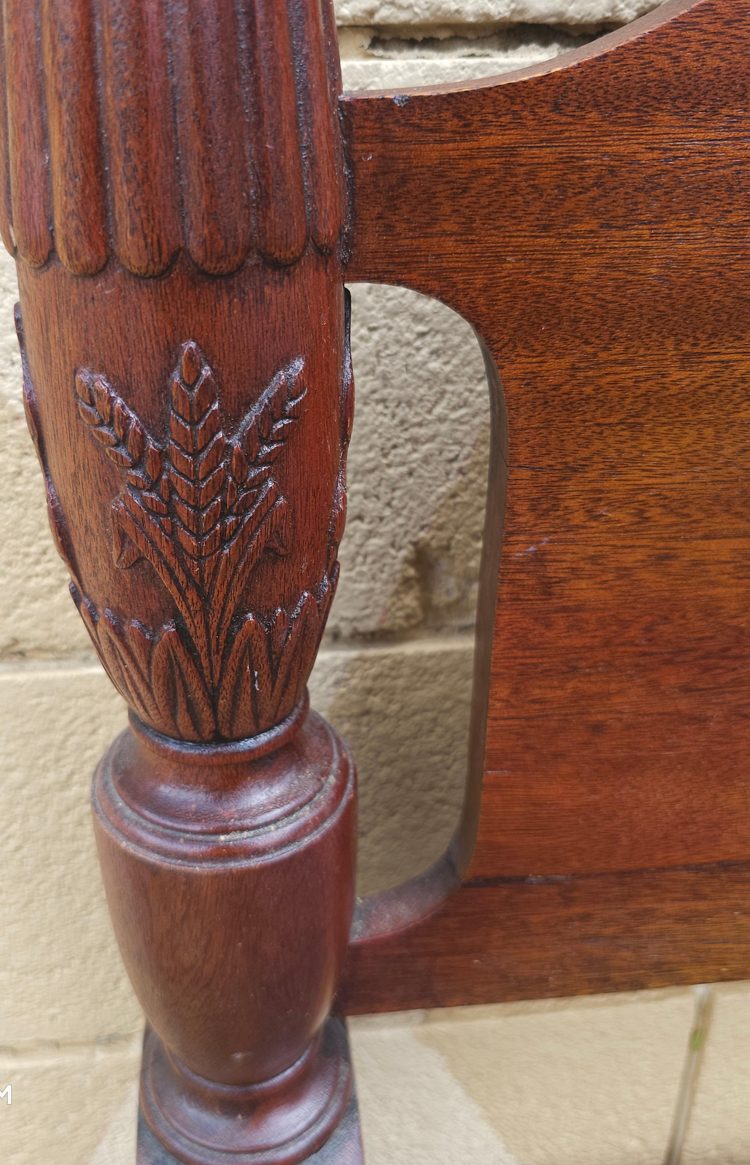 20th Century George III Style Carved Mahogany Semi-Poster Full Size Bed For Sale 4