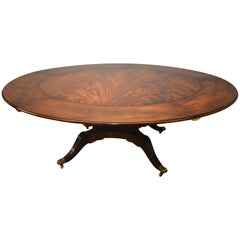 20th Century George III Style Flame Mahogany 12 Seat Jupe Table