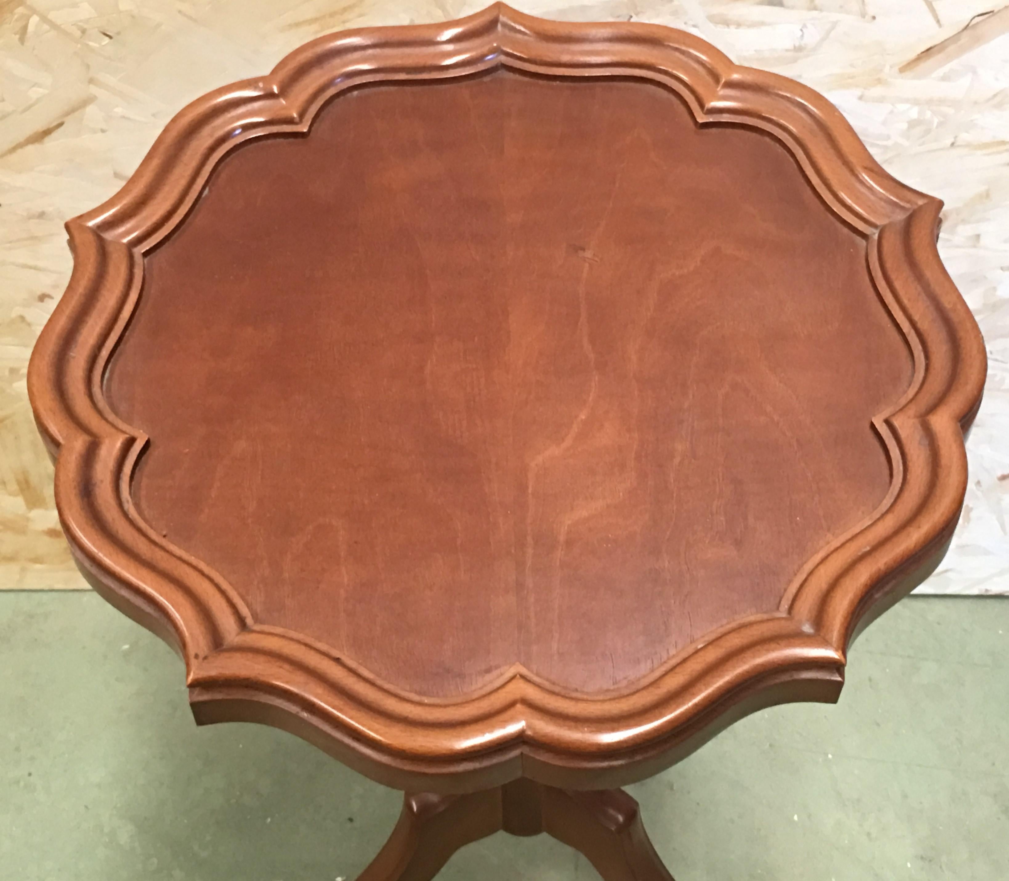 Colonial Revival 20th Century George III Style Piecrust Wine Table For Sale