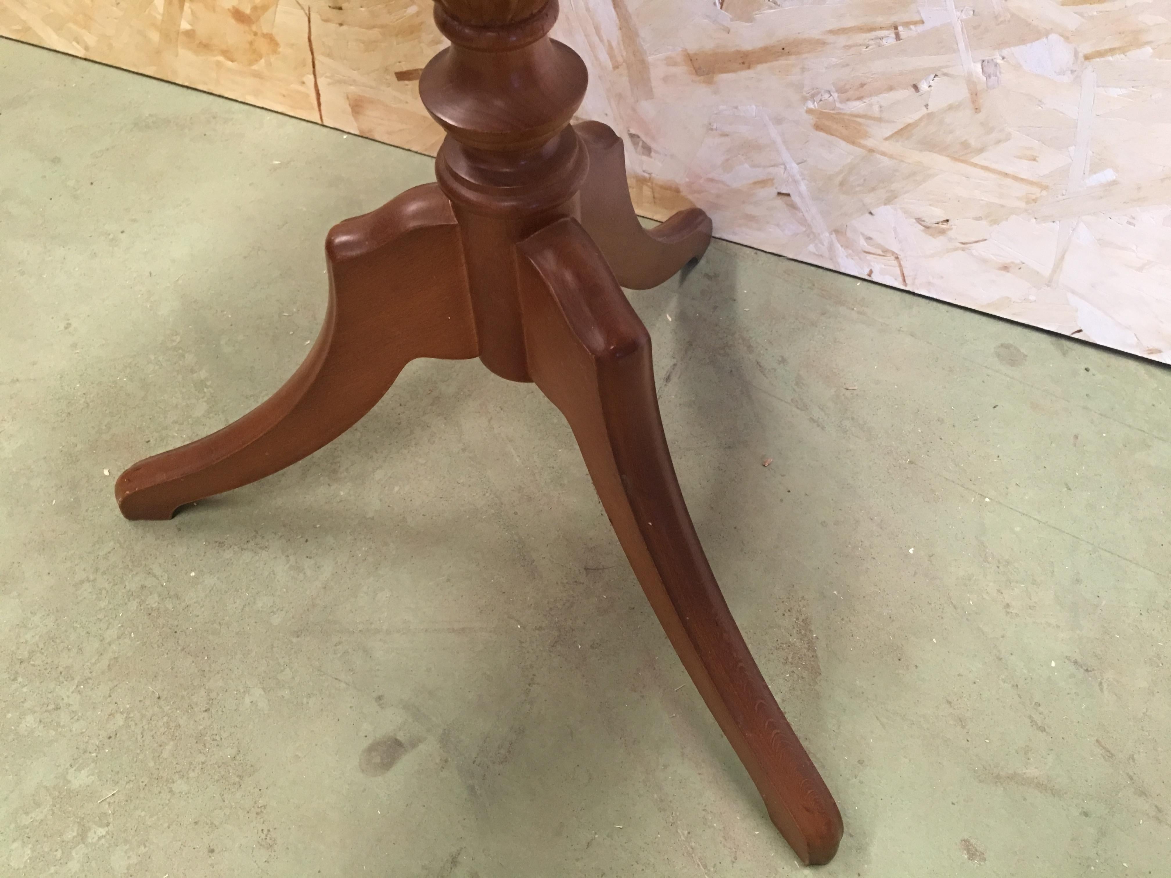 20th Century George III Style Piecrust Wine Table For Sale 1