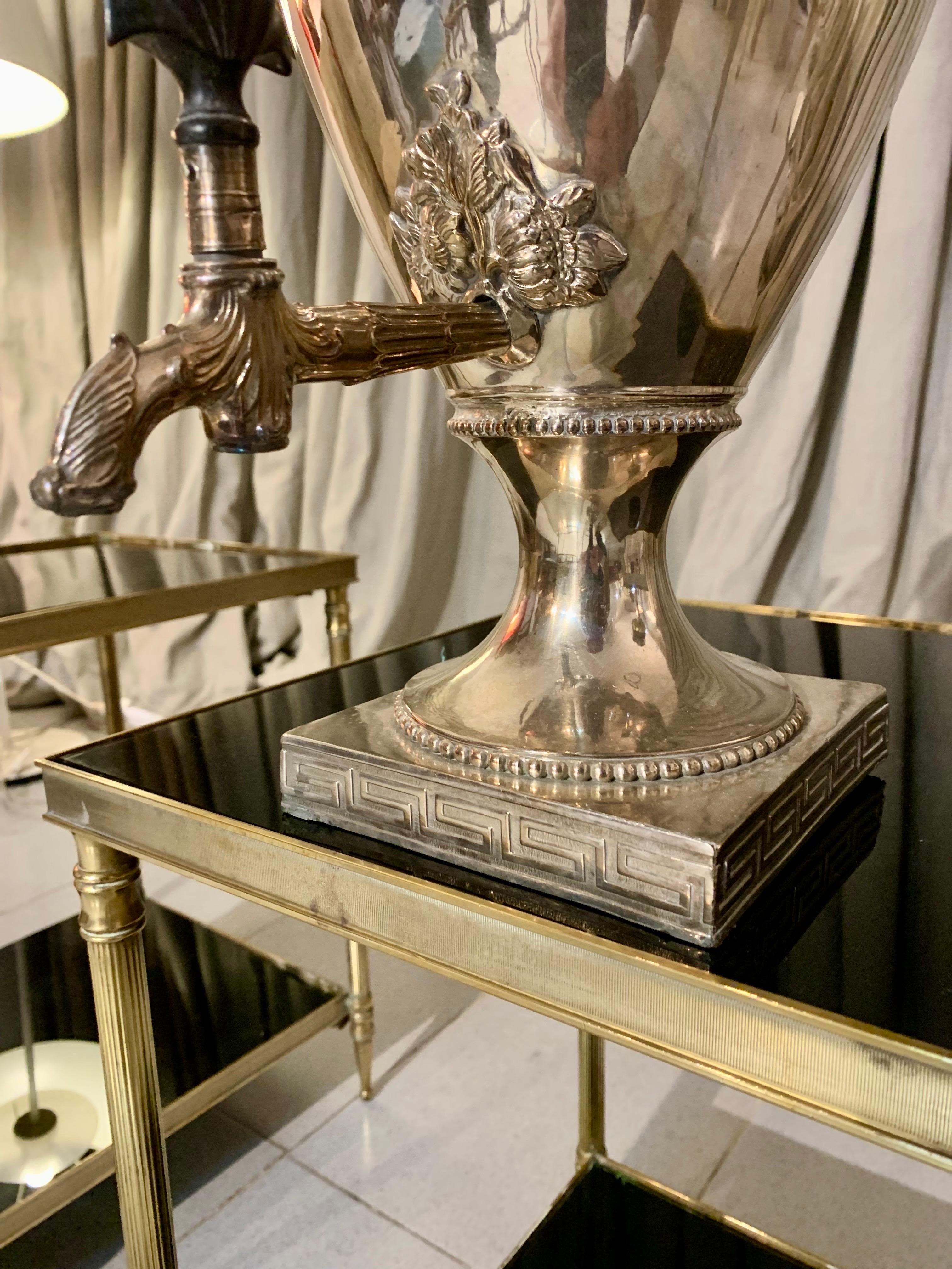 20. Jahrhundert George III Syle Samowar in Silber Kupfer im Angebot 7