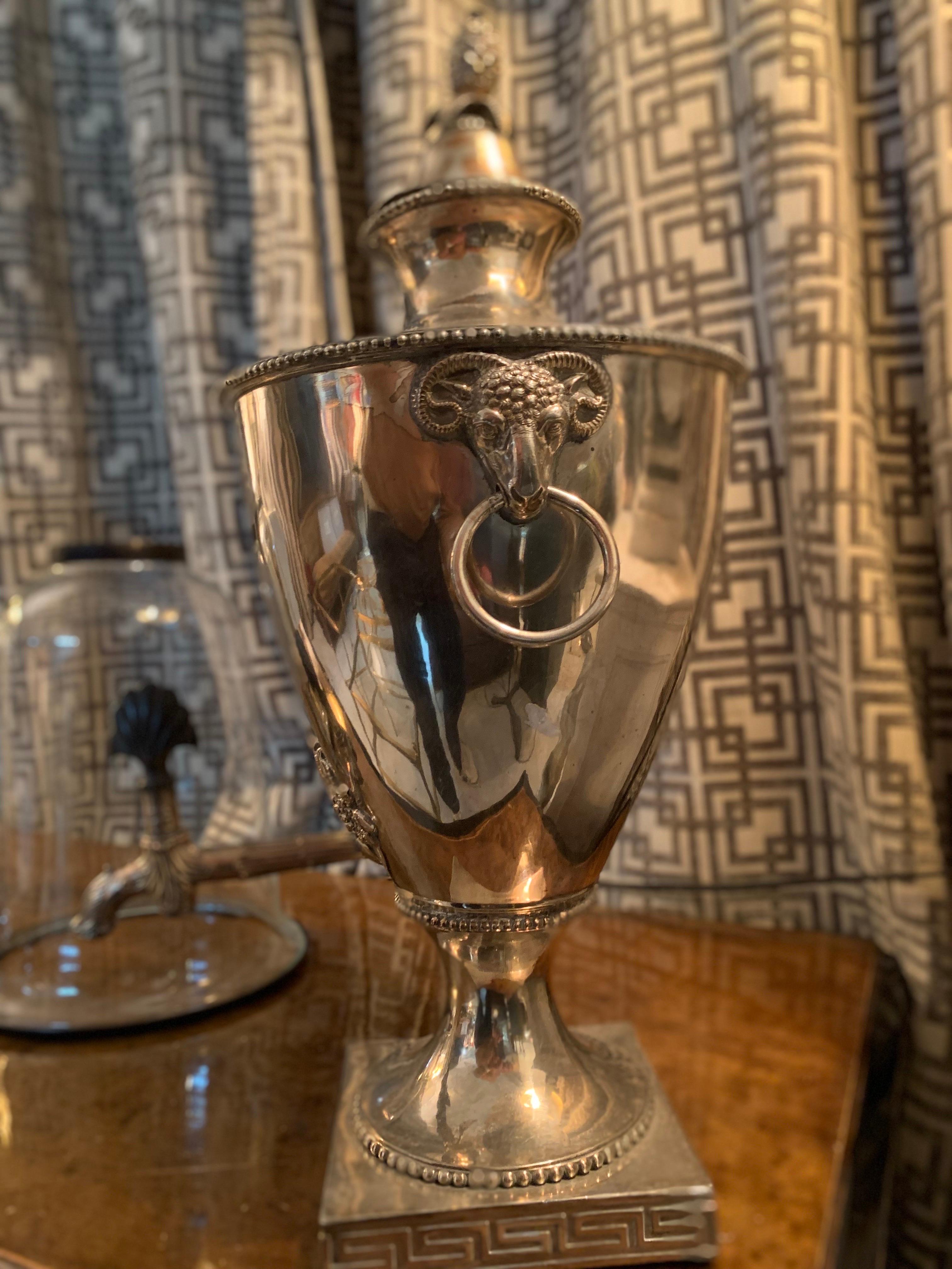 20. Jahrhundert George III Syle Samowar in Silber Kupfer im Angebot 9