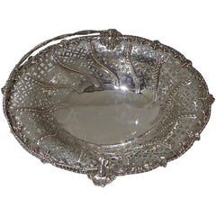 20th Century George V Sterling Silver Cake Basket London 1917 Crichton