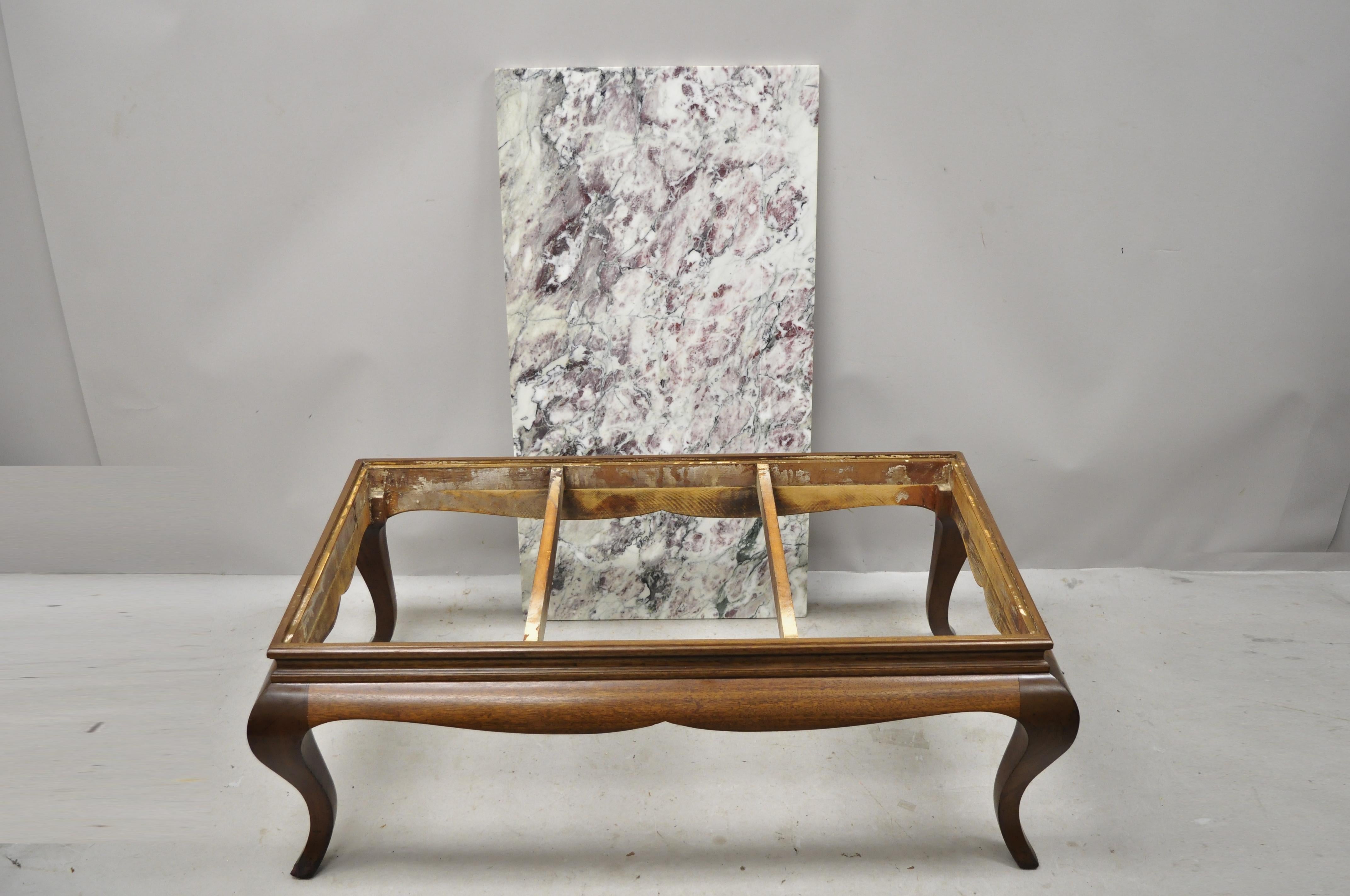 20th Century Georgian Hollywood Regency Mahogany Frame Marble-Top Coffee Table For Sale 6