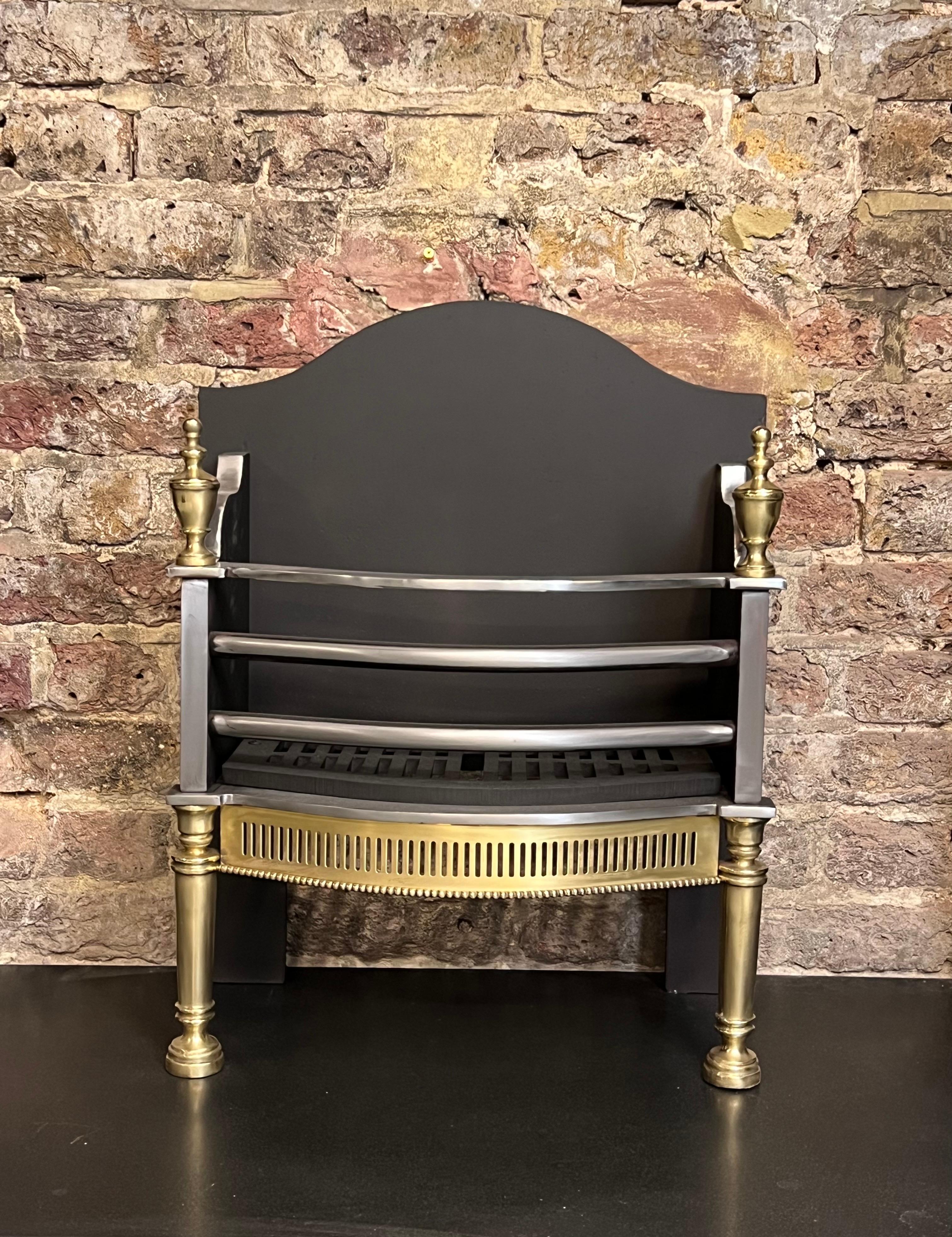 20th Century Georgian Style Iron & Brass Fireplace Basket Grate For Sale 11