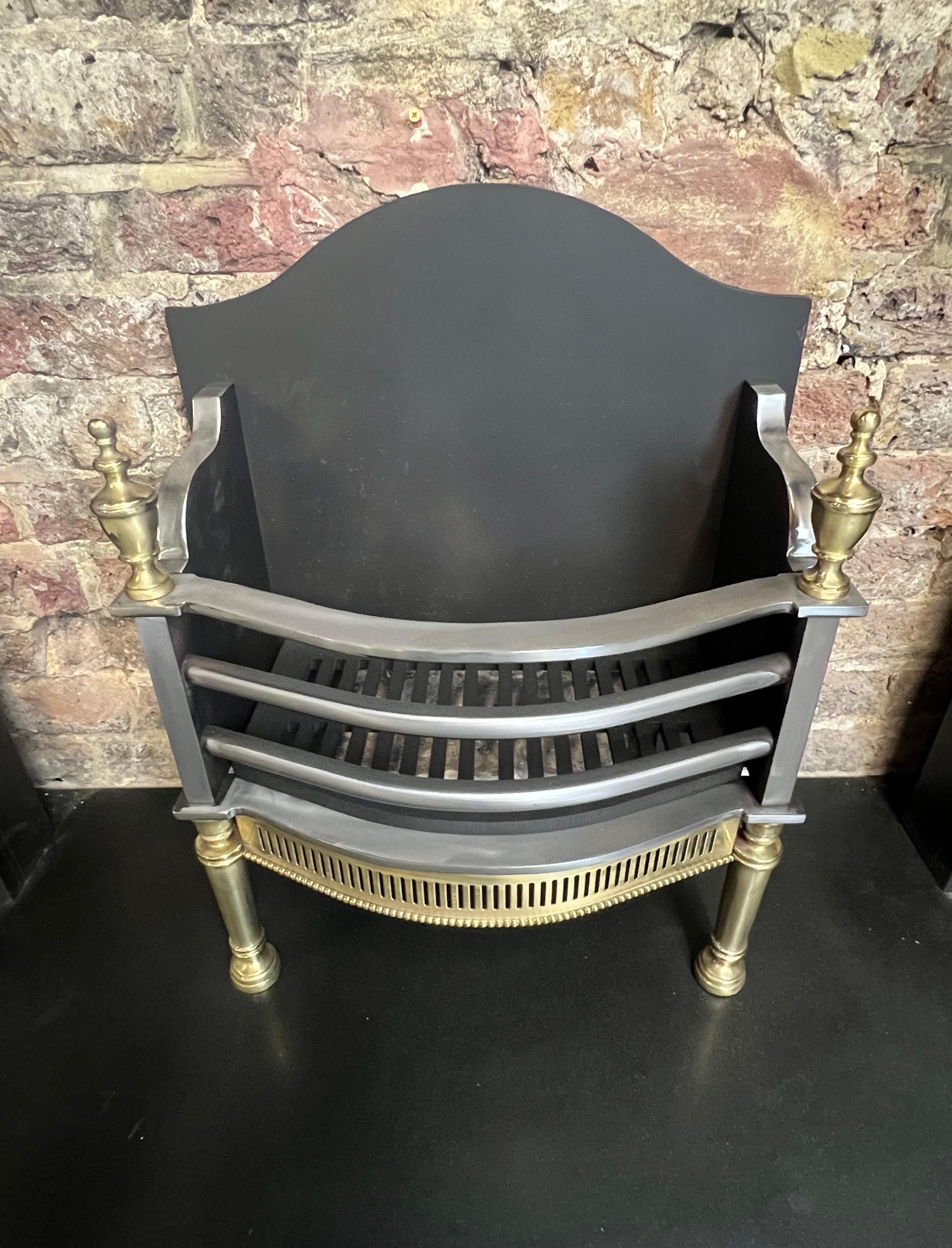 20th Century Georgian Style Iron & Brass Fireplace Basket Grate For Sale 14