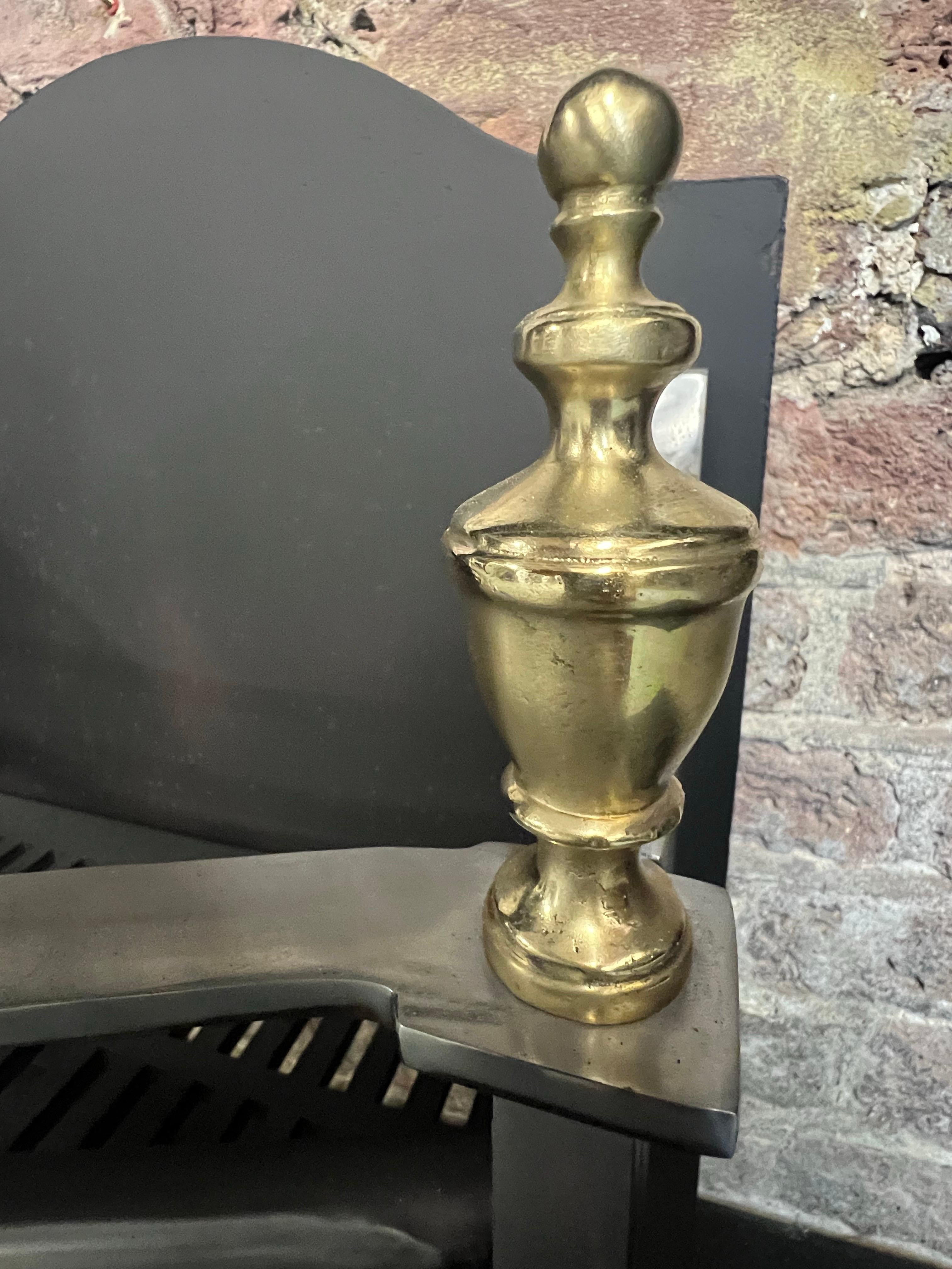 20th Century Georgian Style Iron & Brass Fireplace Basket Grate For Sale 4