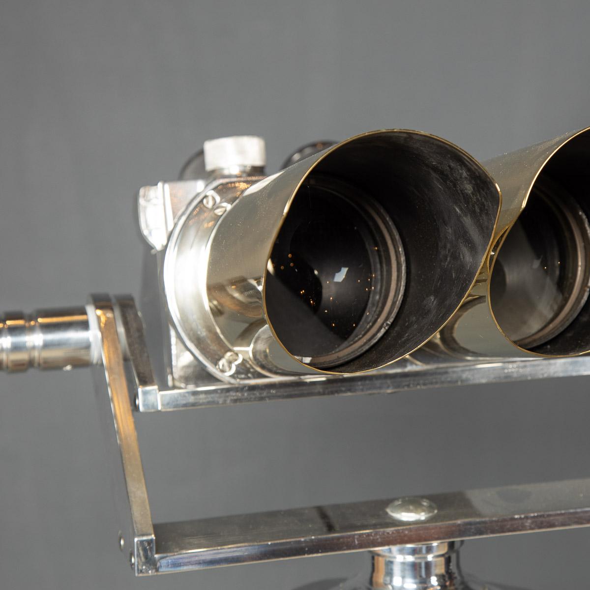 20th Century German Binoculars By Schneider, c.1940 4