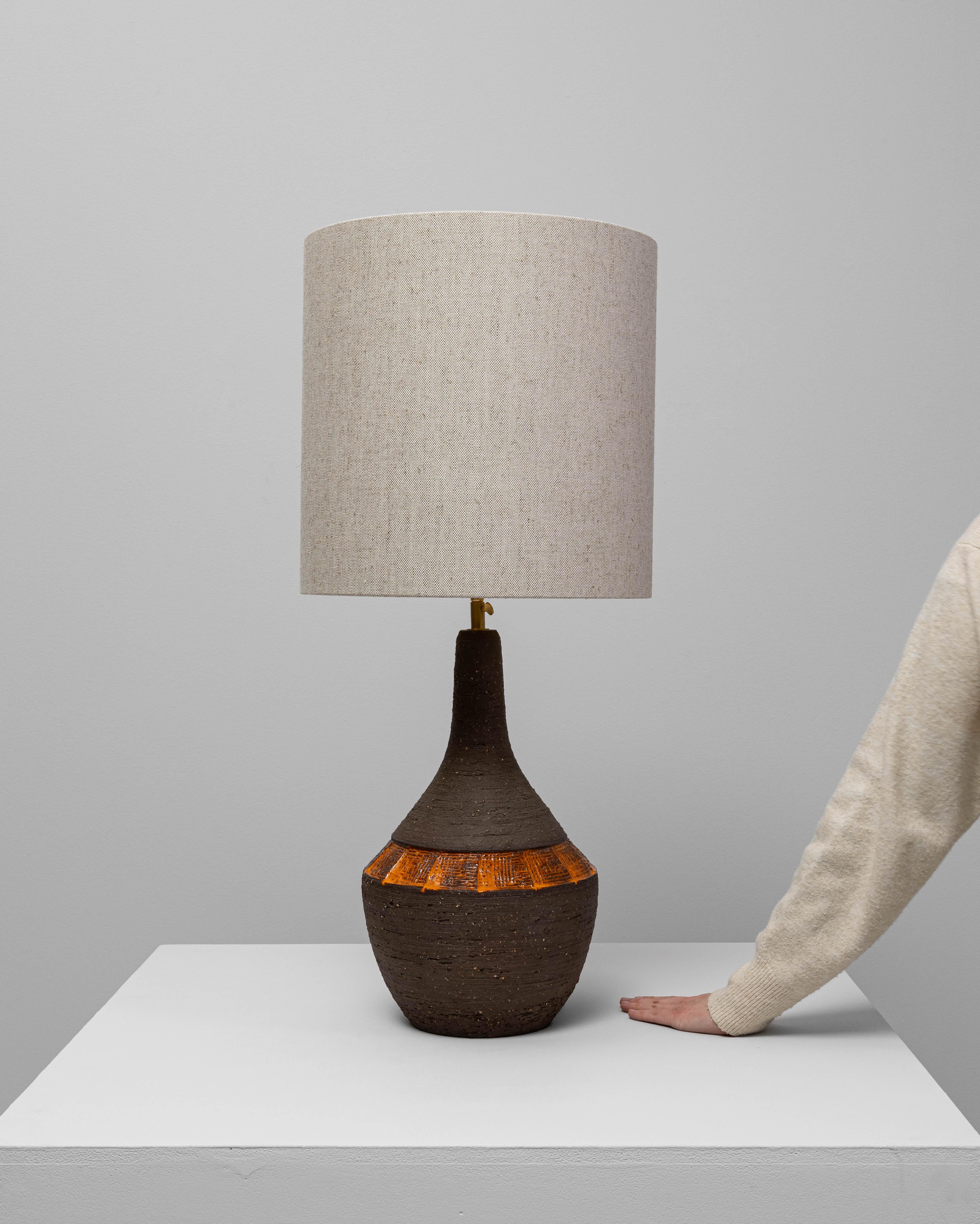 Céramique Lampe de table allemande du 20e siècle en céramique marron et orange en vente