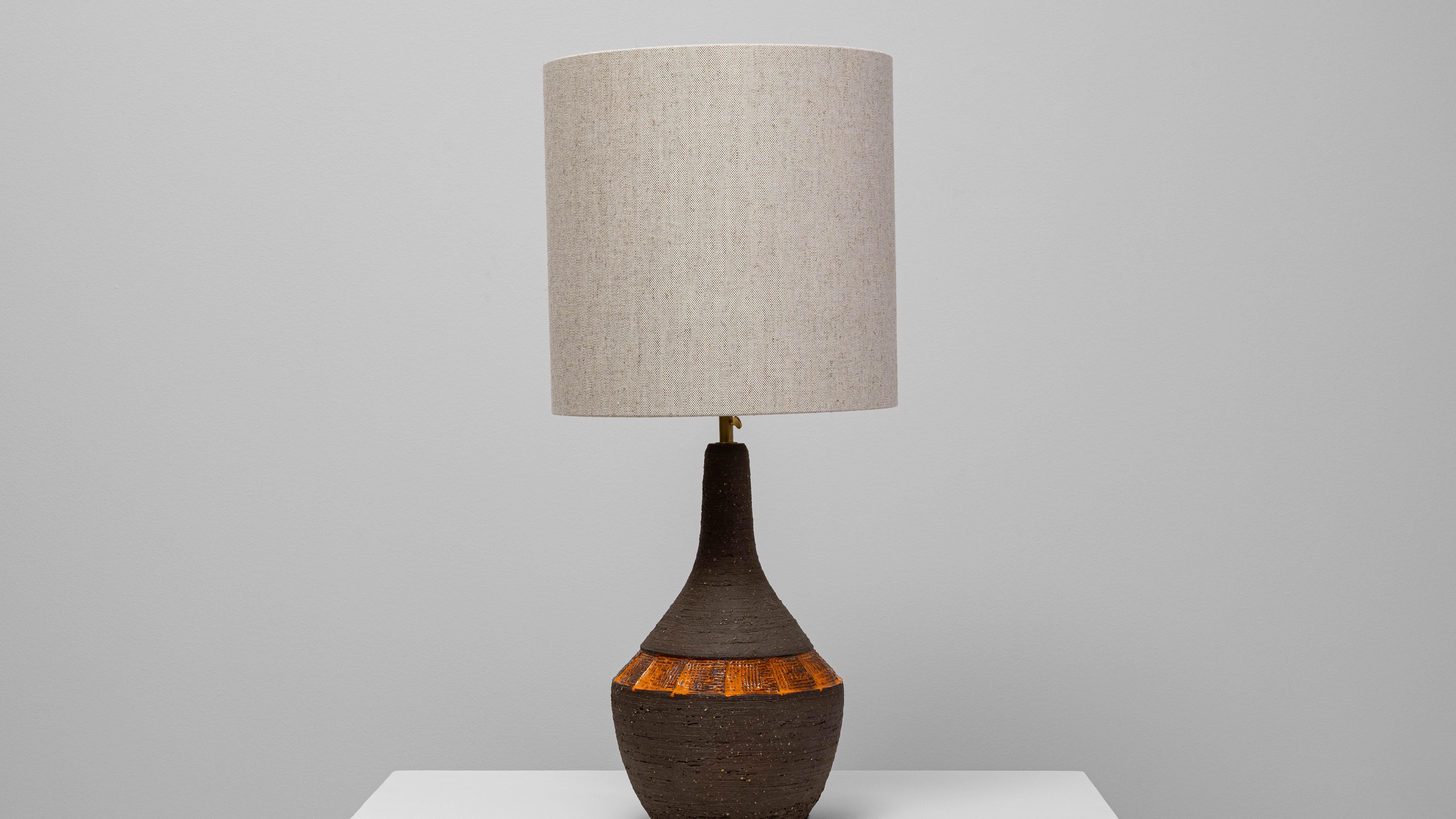 Lampe de table allemande du 20e siècle en céramique marron et orange en vente 3